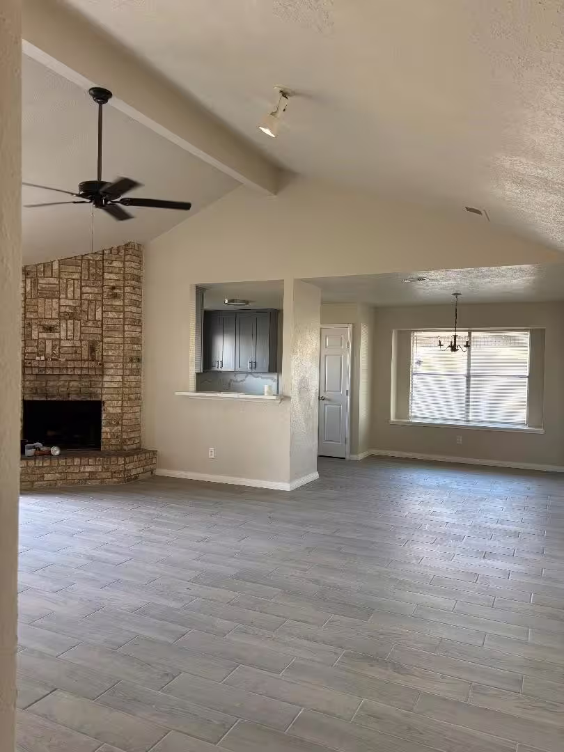 Photo 7 of 14207 Timberhaven Drive, Houston, TX