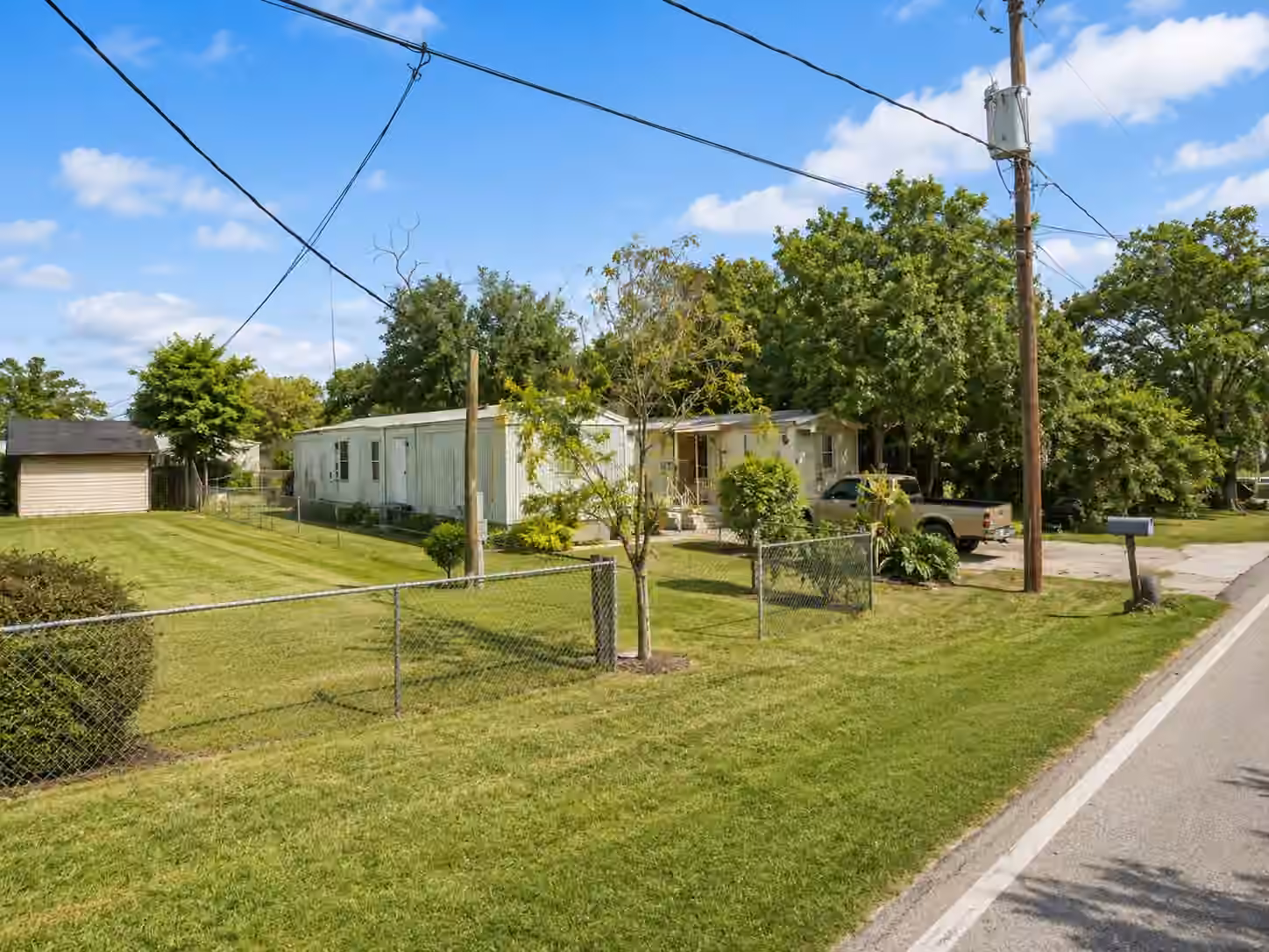 Photo 6 of 14433 Eagle Pass Street, Houston, TX