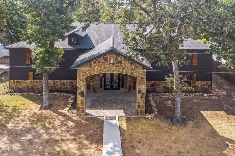 Photo 2 of 24578 Derry Street, Hempstead, TX
