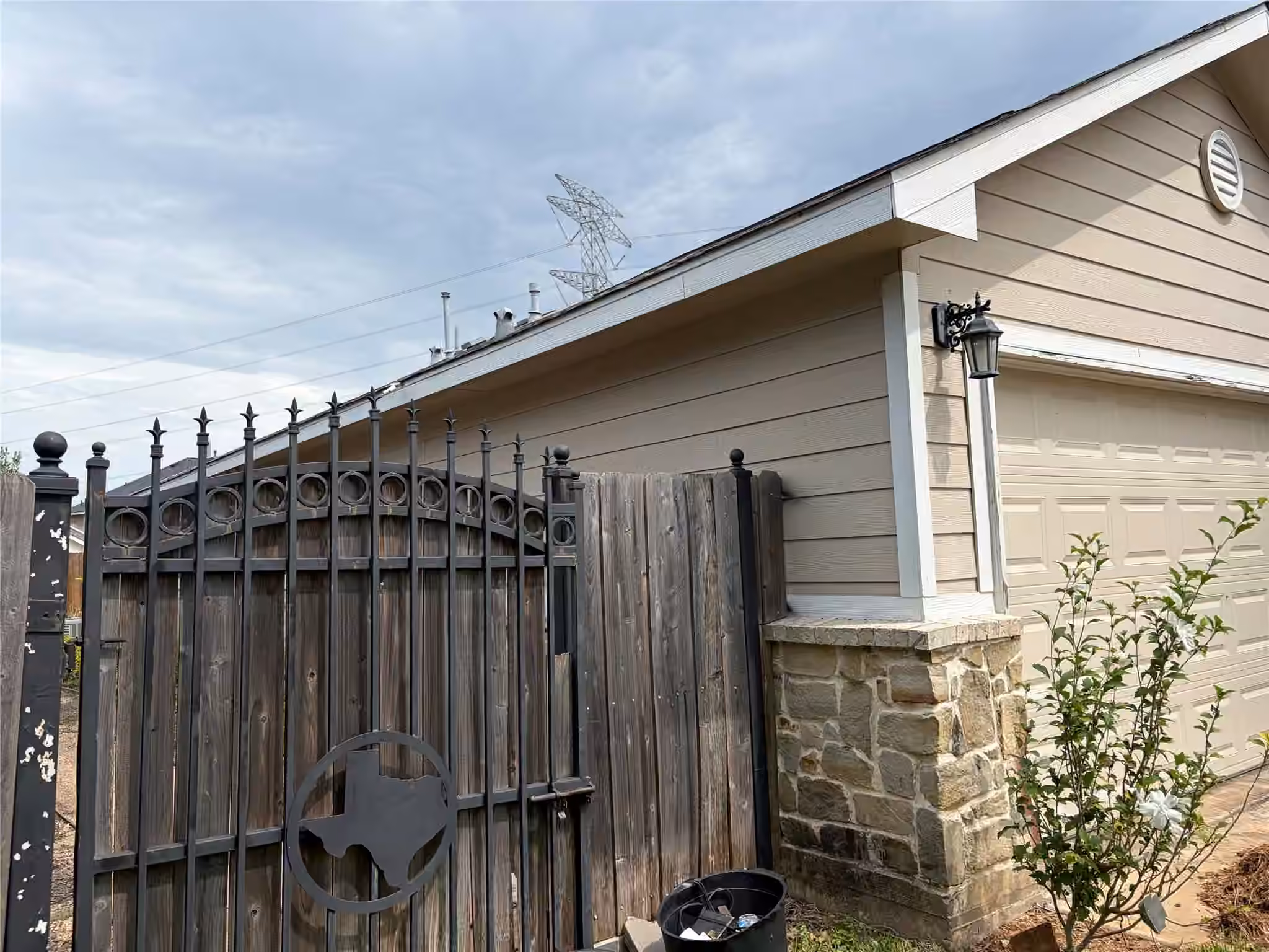 Photo 3 of 11042 Warath Oak Court, Houston, TX