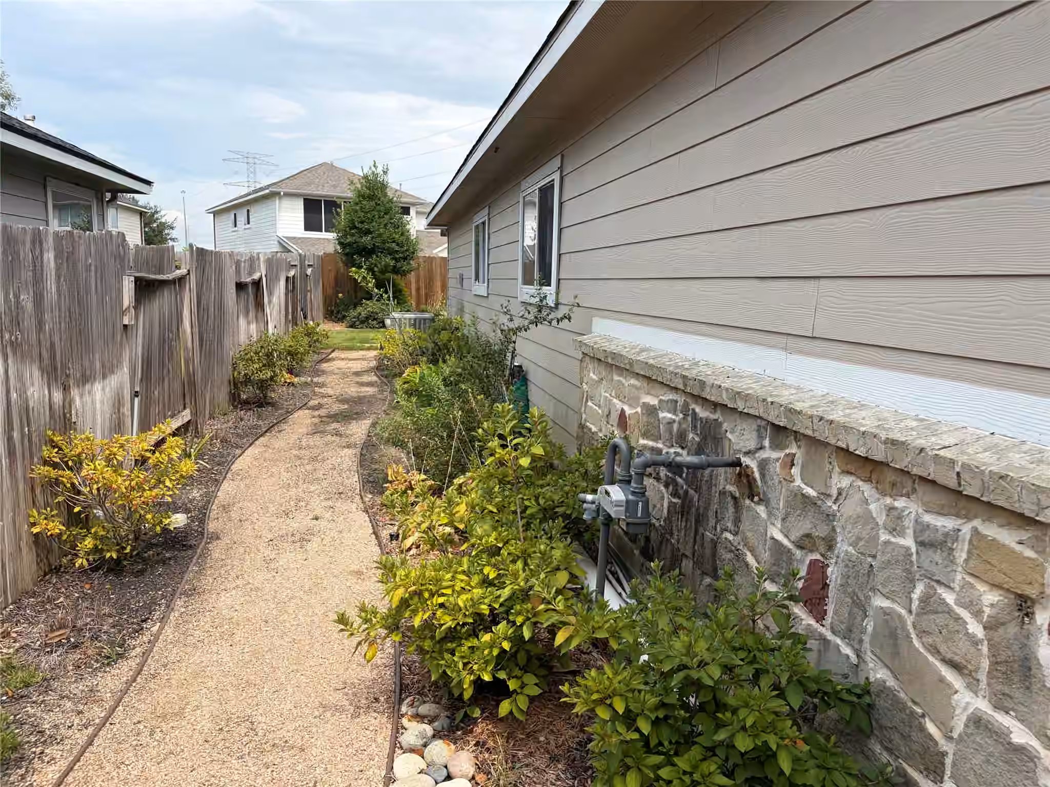 Photo 4 of 11042 Warath Oak Court, Houston, TX