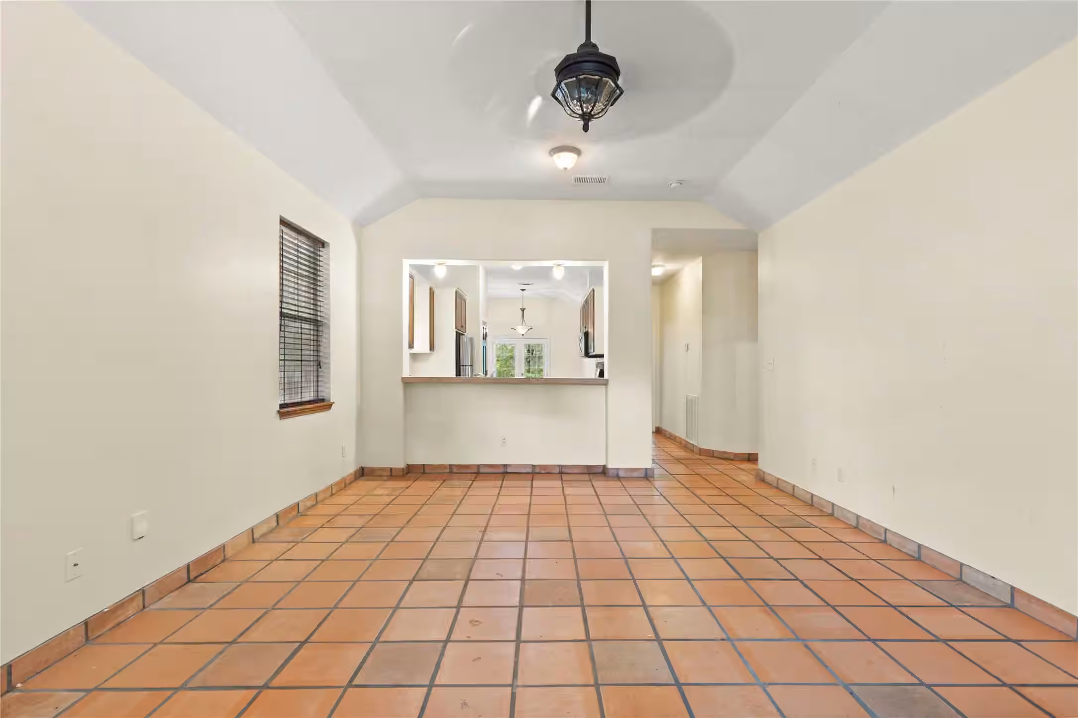 Photo 6 of 21800 Stargrass Drive, Spring, TX