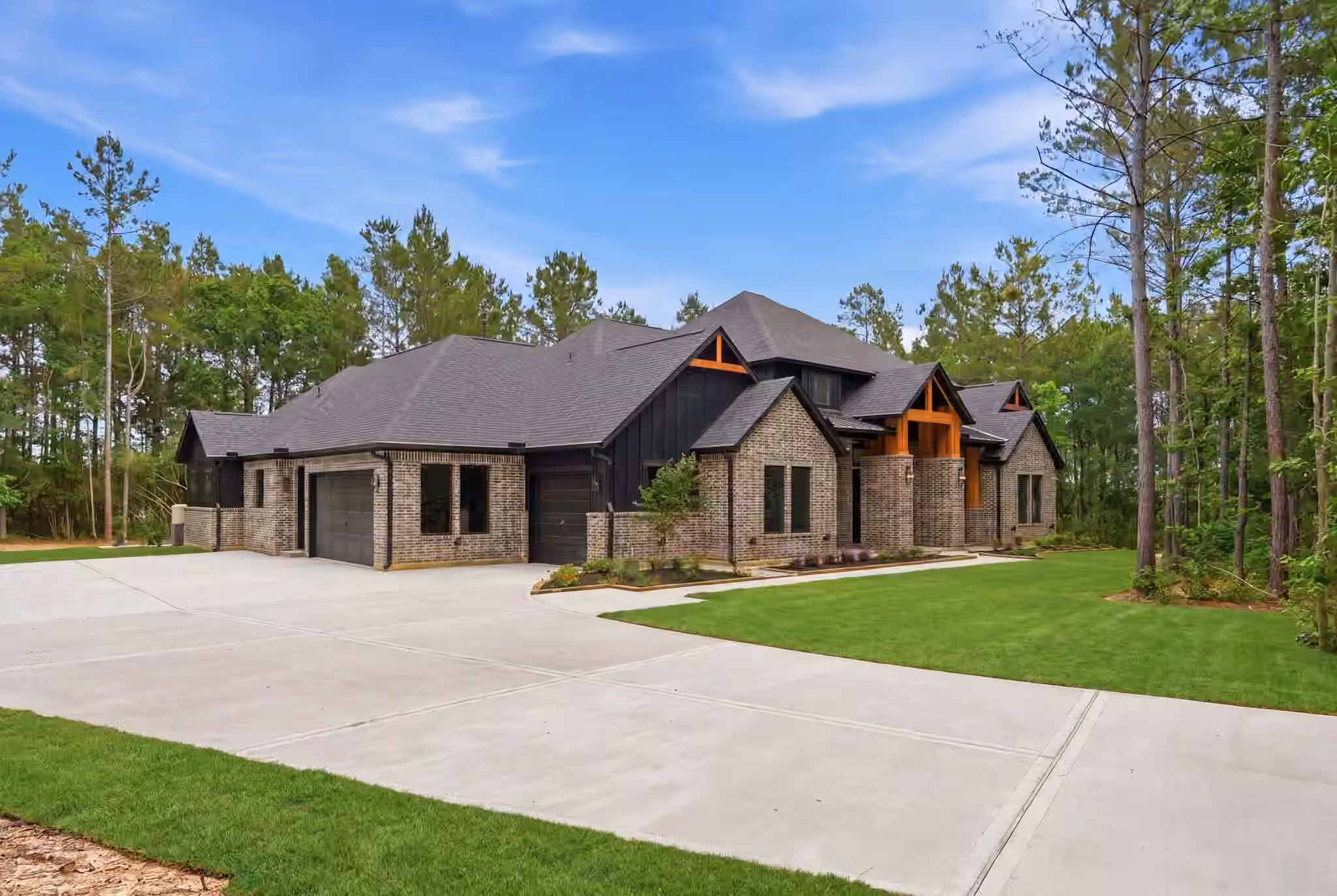 Photo 2 of 8104 High Meadow Ridge Court, Montgomery, TX
