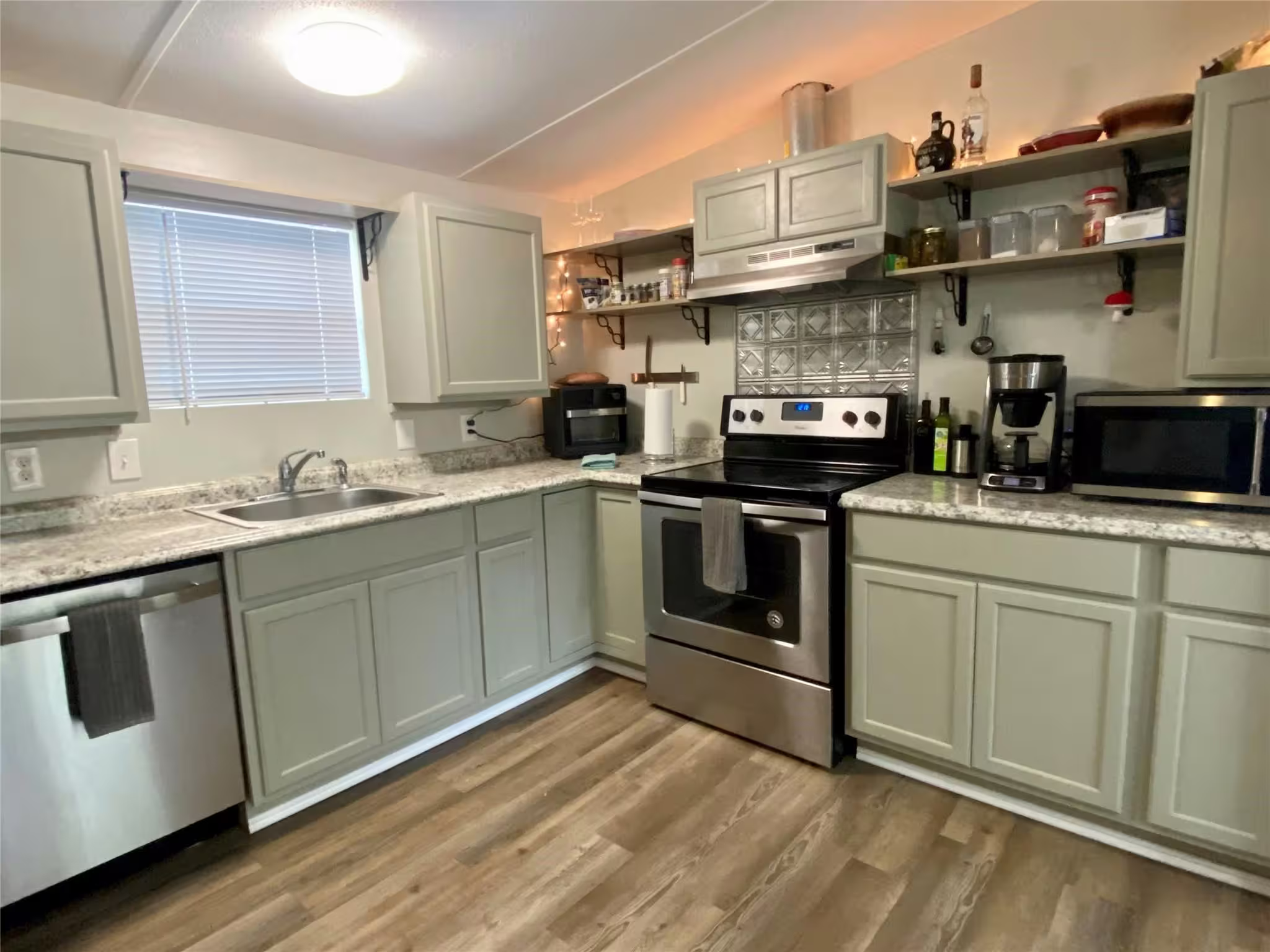 Photo 5 of 1216 Cardinal Lane, Trinity, TX