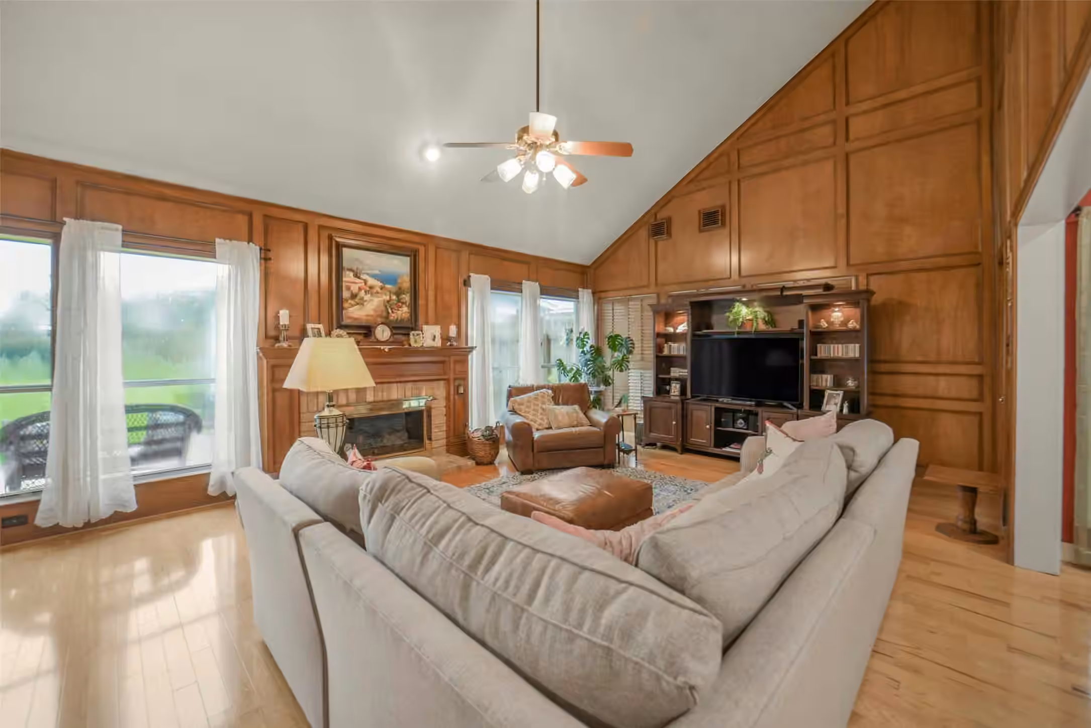 Photo 6 of 7418 W Suddley Castle Street, Houston, TX