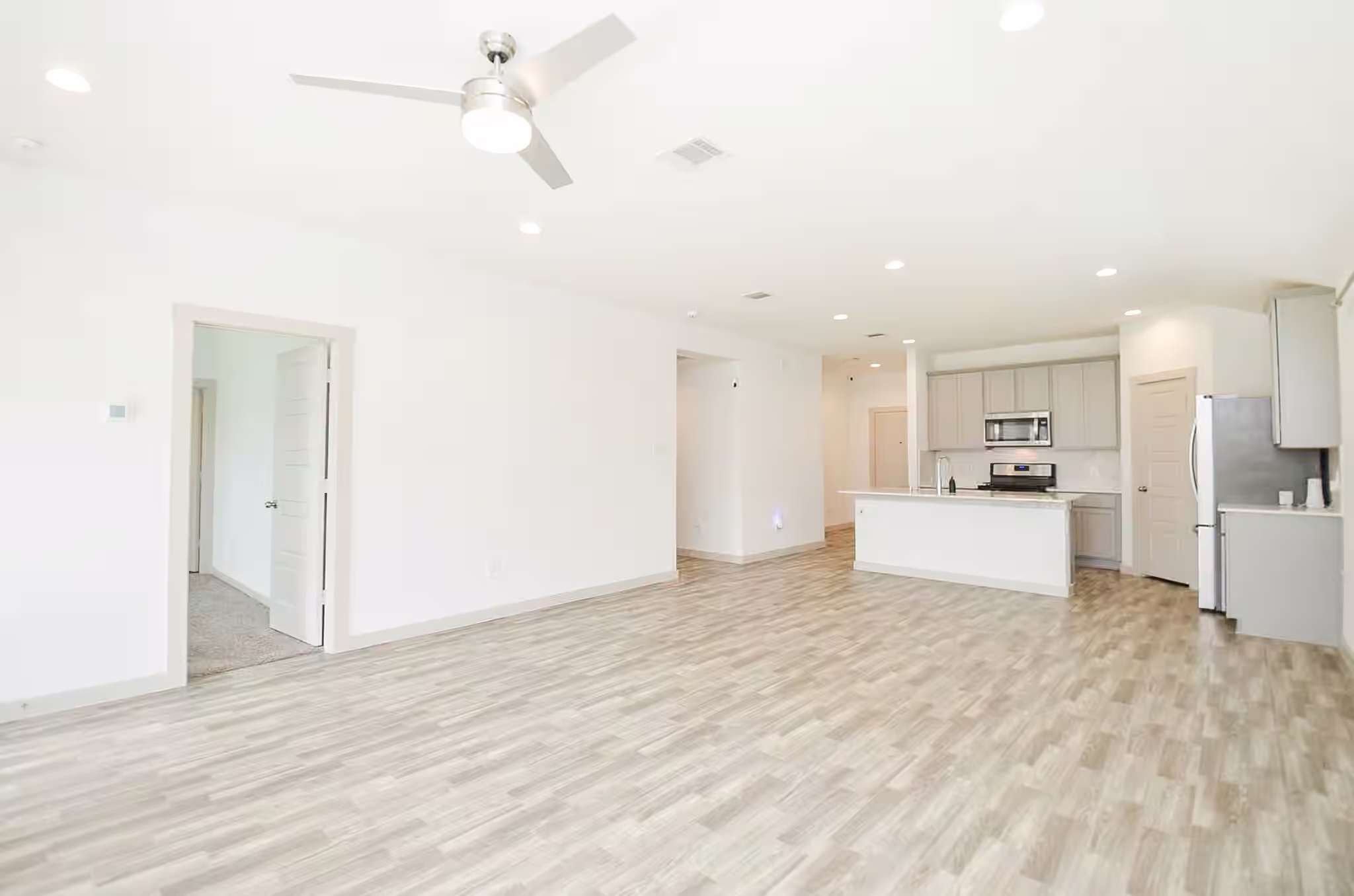 Photo 6 of 7823 Brushwood Drive, Rosharon, TX