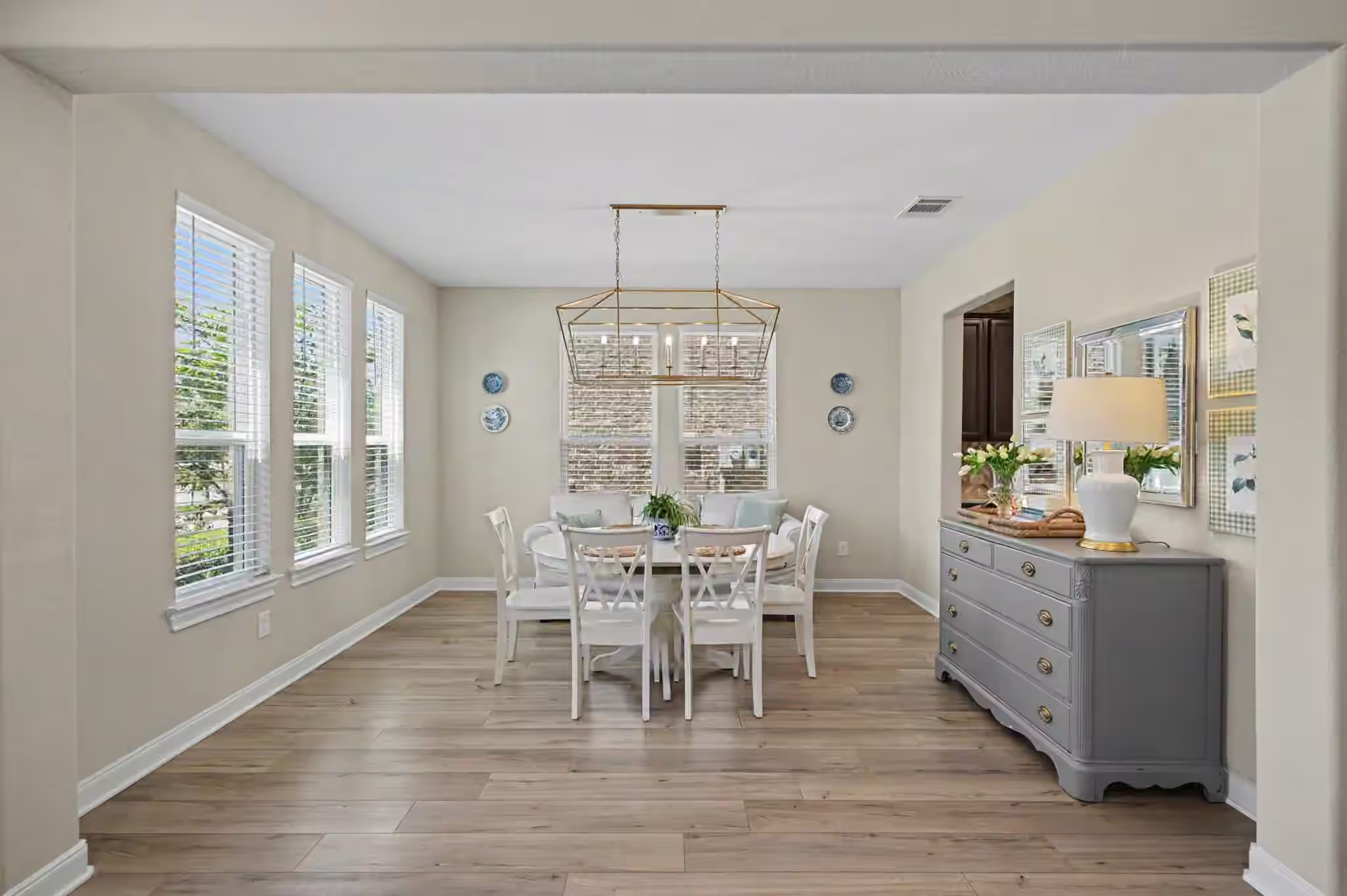 Photo 5 of 17607 Harper's Way, Conroe, TX