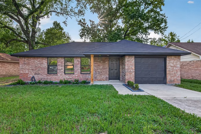 Photo of 106 Little Bill Lane, Willis, TX