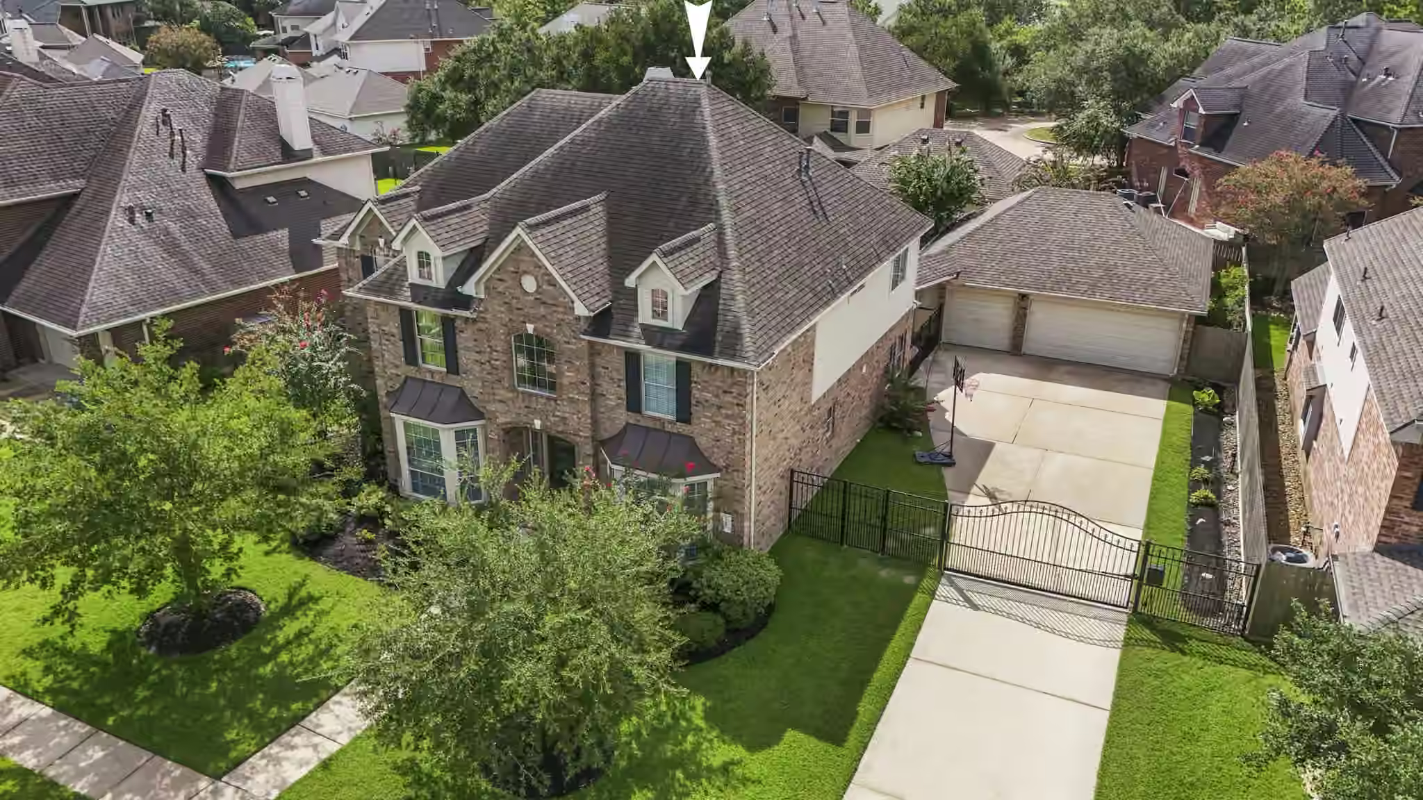 Photo 2 of 21007 Twisted Leaf Drive, Cypress, TX