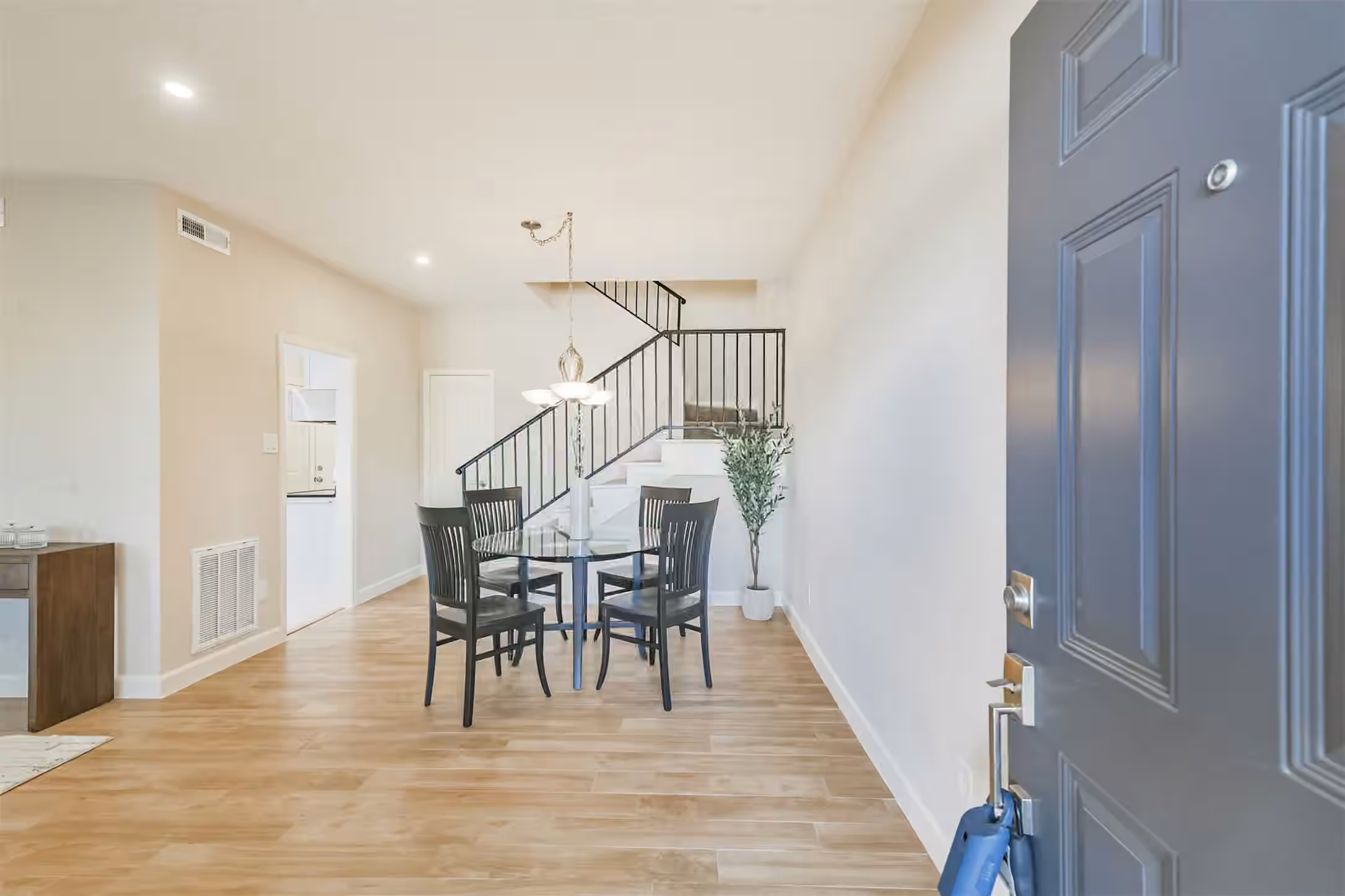 Photo 5 of 1300 Augusta Drive 24, Houston, TX