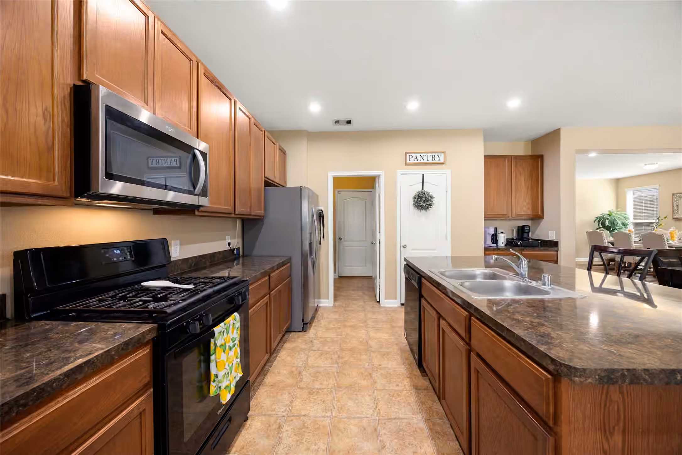 Photo 7 of 22414 Bellwick Ridge Lane, Katy, TX