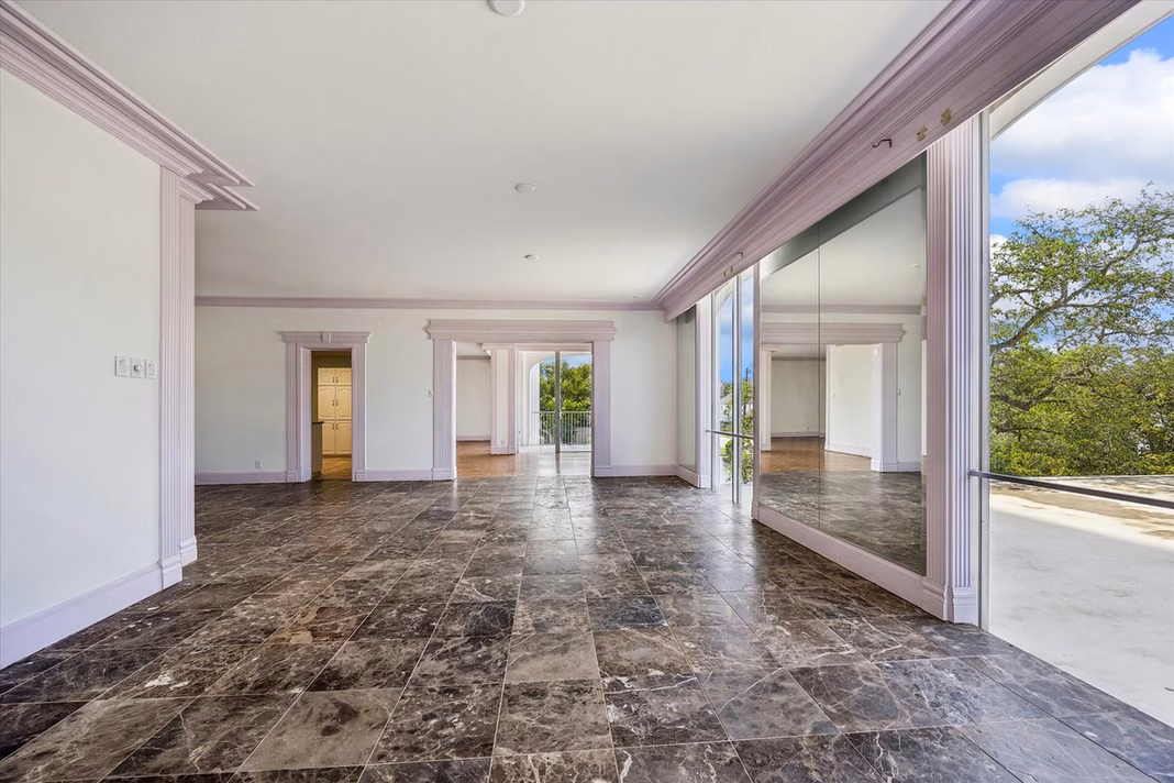 Photo 7 of 3711 San Felipe Street 2ACE, Houston, TX