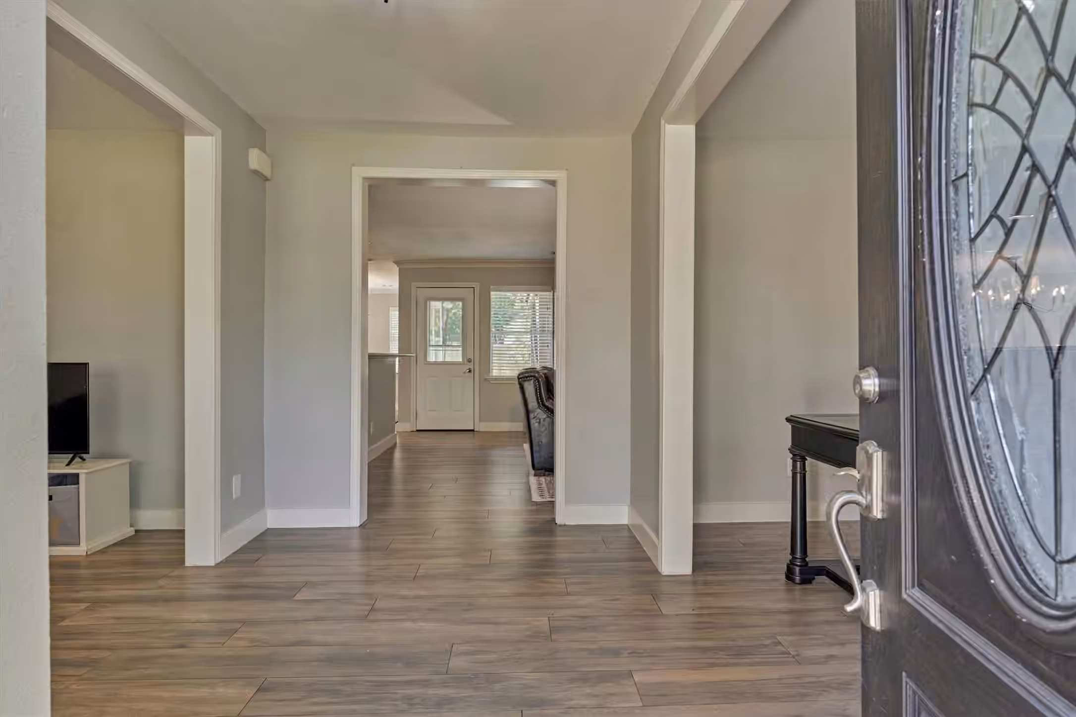 Photo 4 of 6515 Glenhill Drive, Spring, TX
