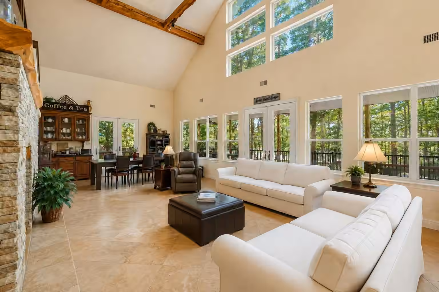 Photo 3 of 560 Deerwood Drive, Trinity, TX