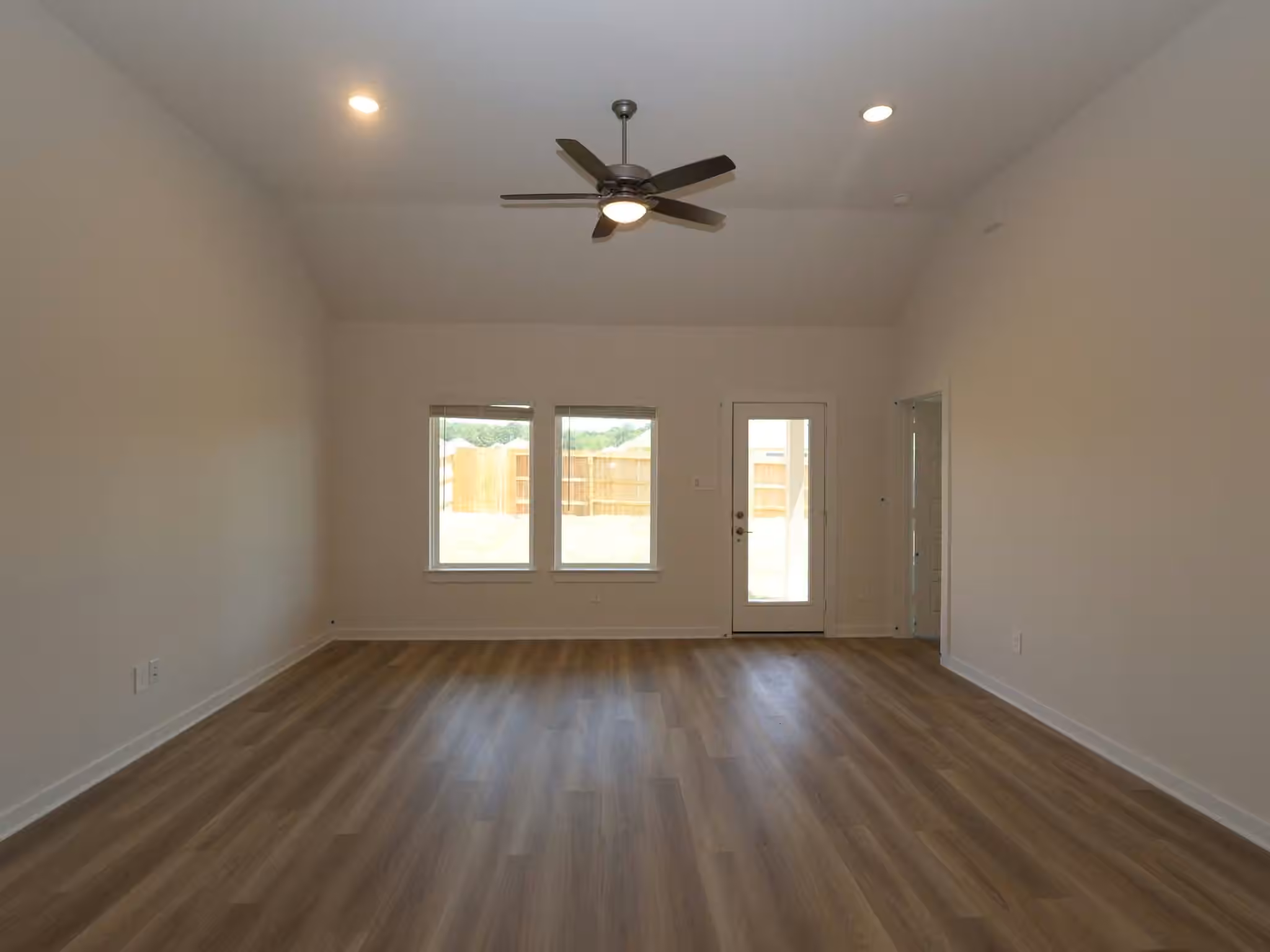 Photo 7 of 10345 Navarro Path, Montgomery, TX
