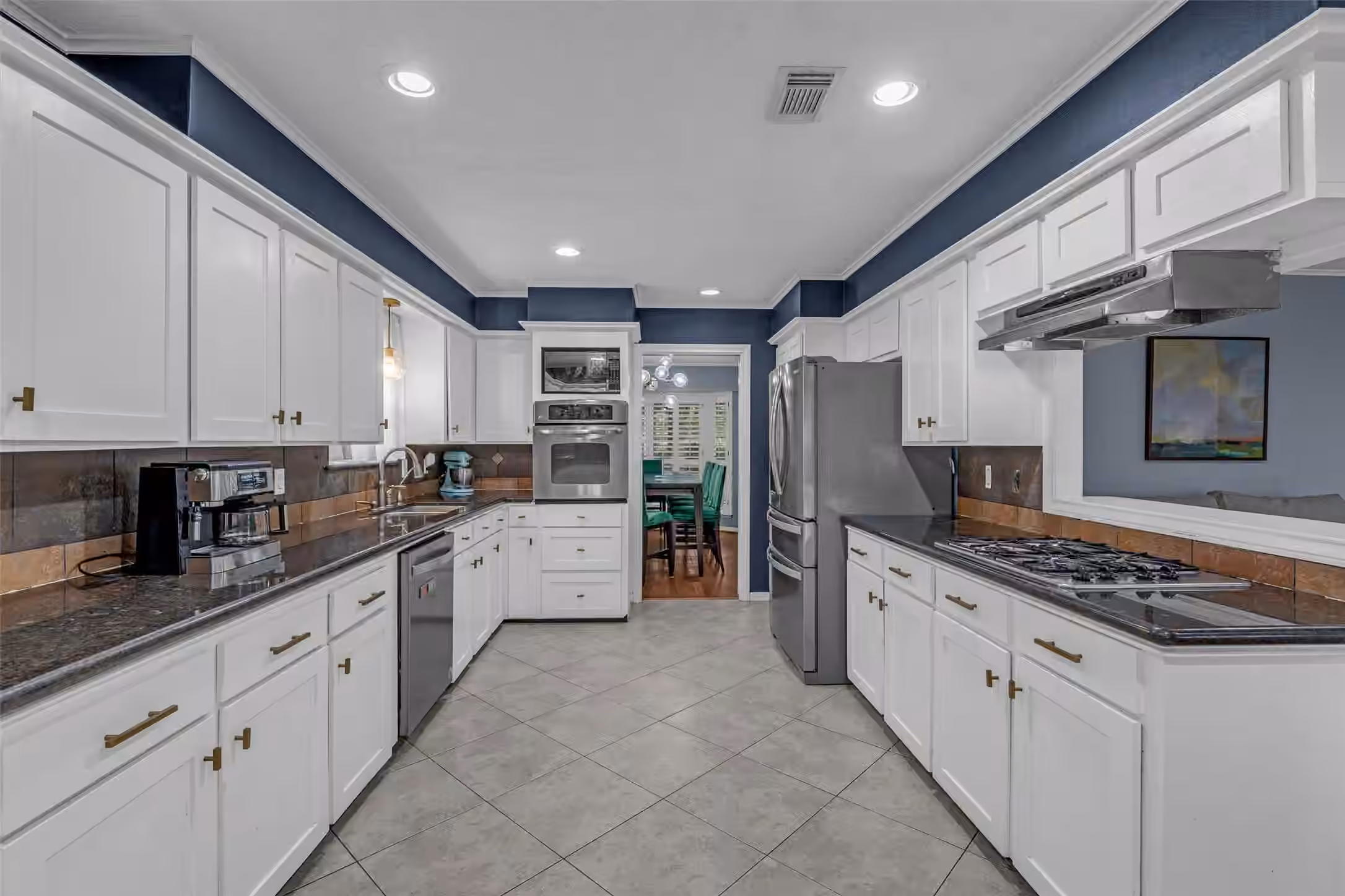 Photo 7 of 947 Thornton Road, Houston, TX