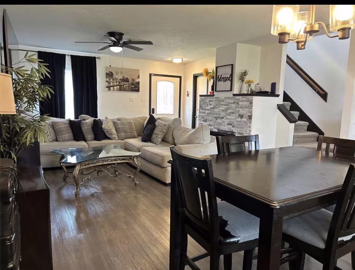Photo 3 of 11913 Fondren Meadow Drive, Houston, TX