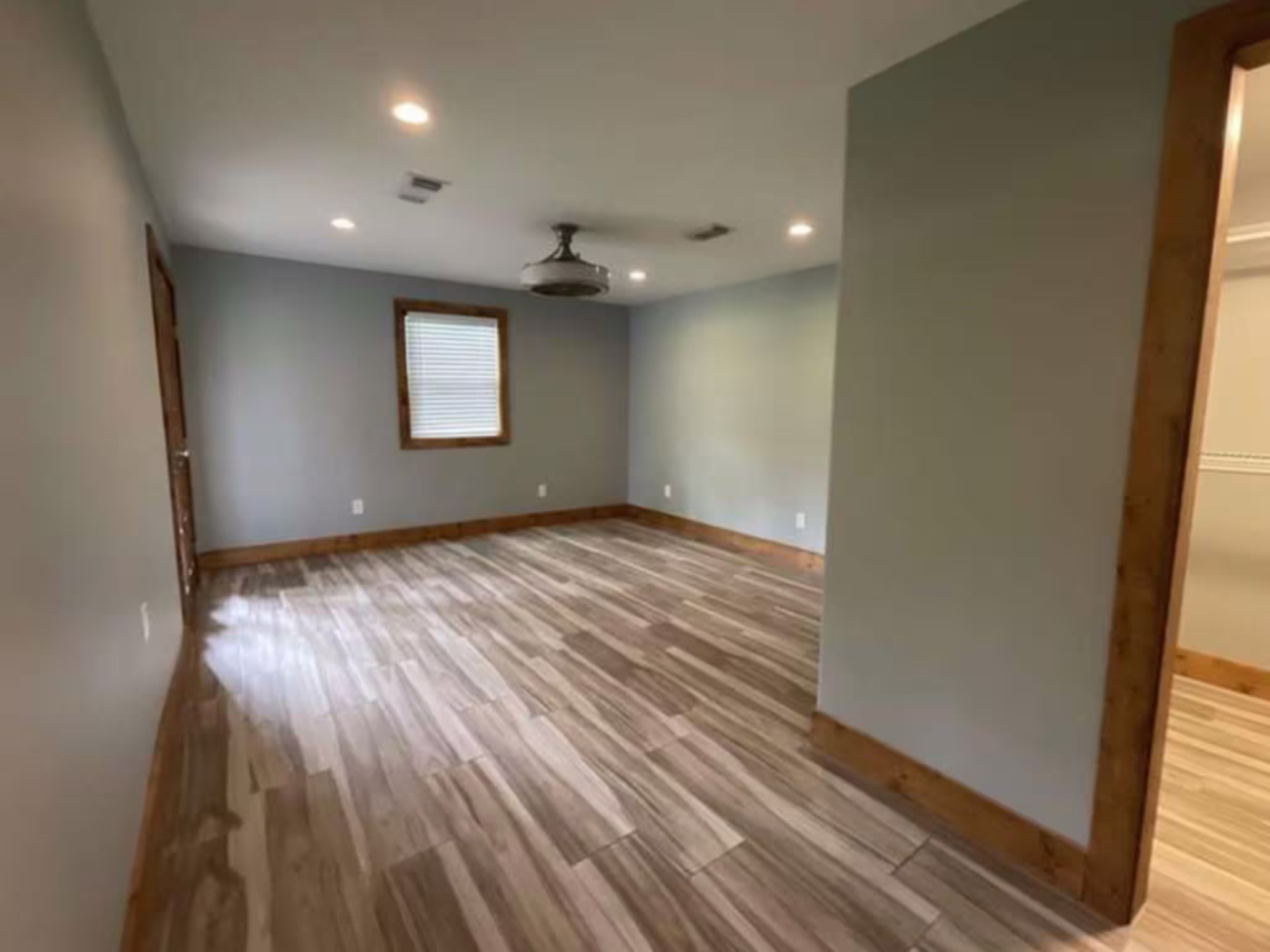 Photo 6 of 10405 Gulf Meadows Drive, Houston, TX