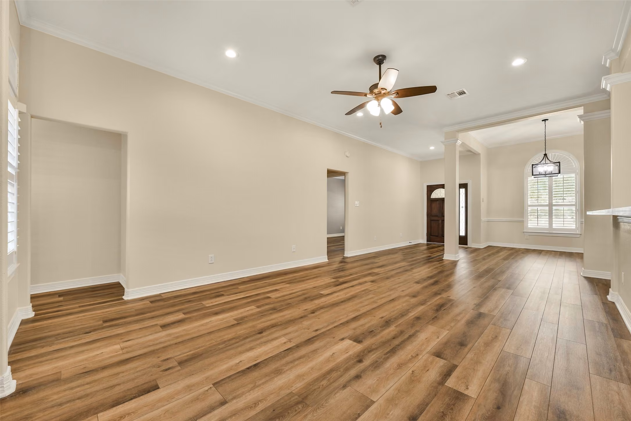 Photo 6 of 206 Clearview Avenue B, Friendswood, TX
