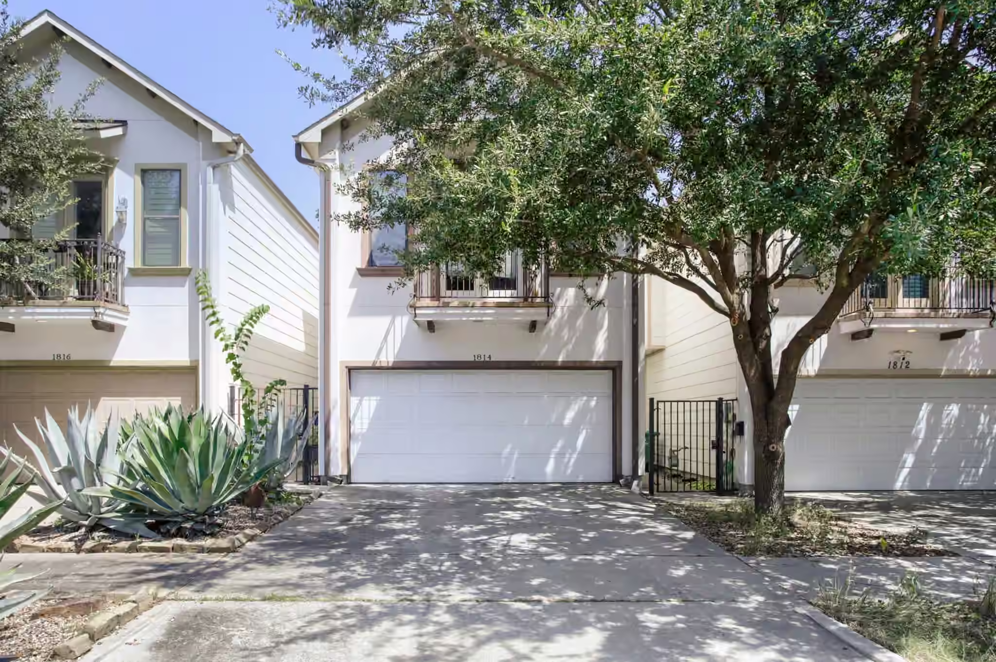 Photo 2 of 1814 Edwards Street, Houston, TX