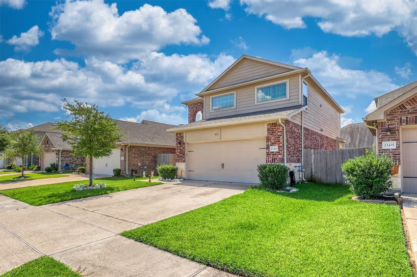Photo 2 of 23431 Briarstone Harbor Trail, Katy, TX