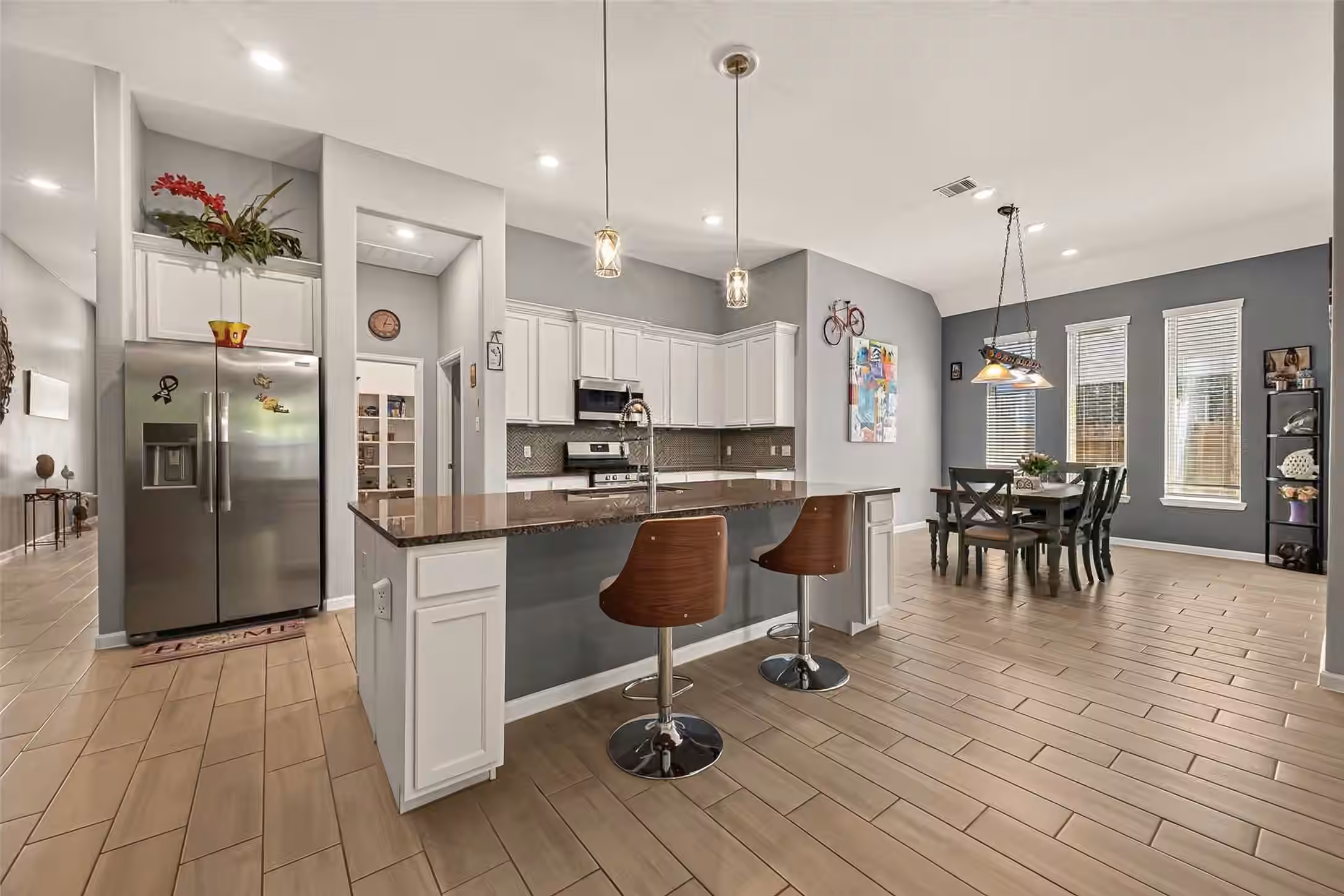 Photo 5 of 501 Campbell Drive, League City, TX