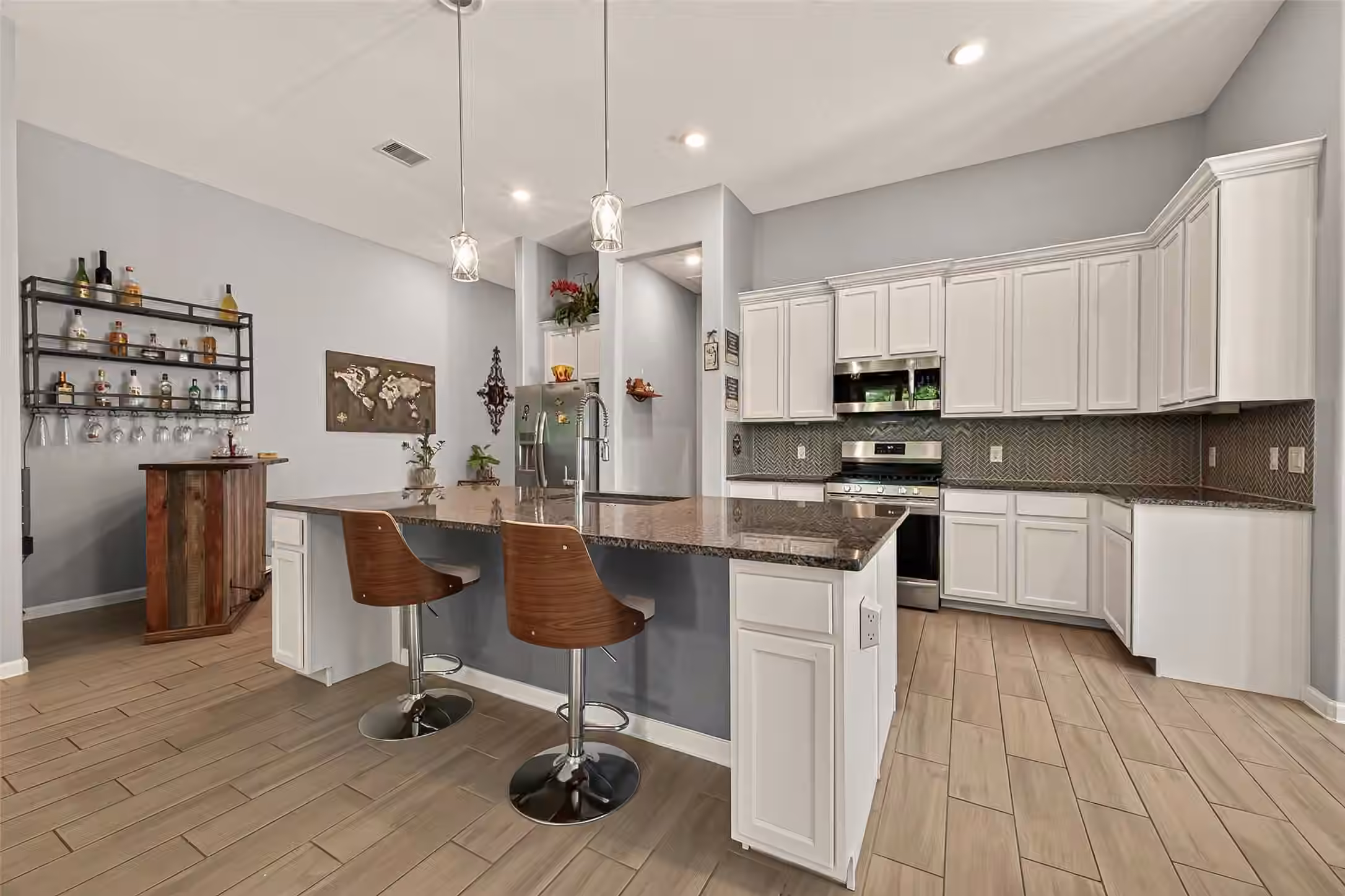 Photo 7 of 501 Campbell Drive, League City, TX