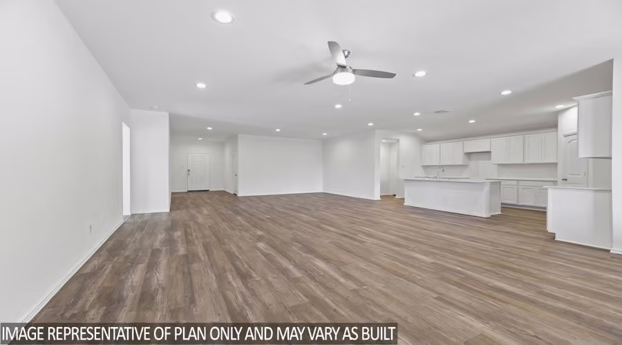 Photo 3 of 16215 Ross Court, Conroe, TX
