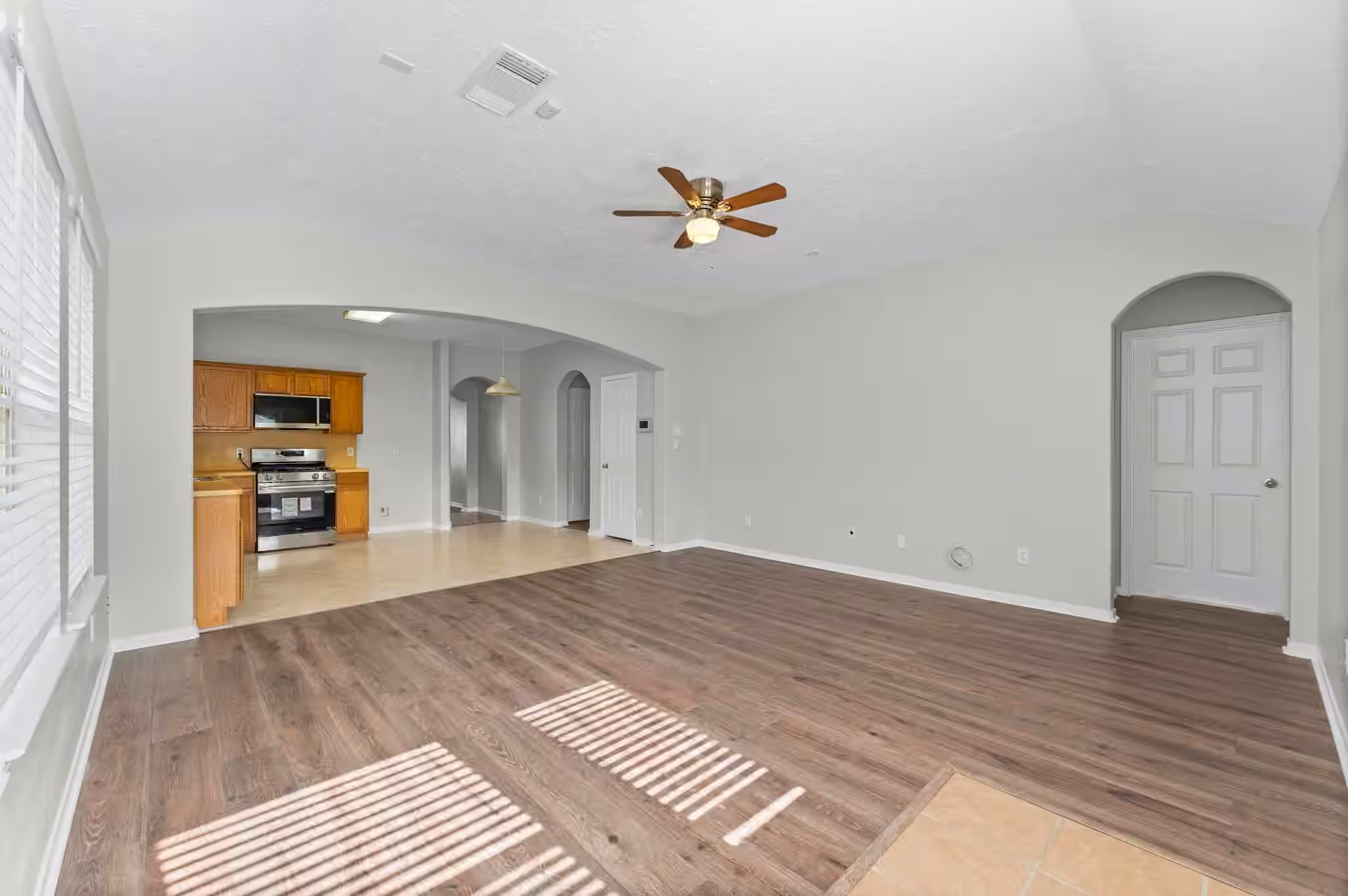 Photo 7 of 21218 Rezanof Road, Humble, TX