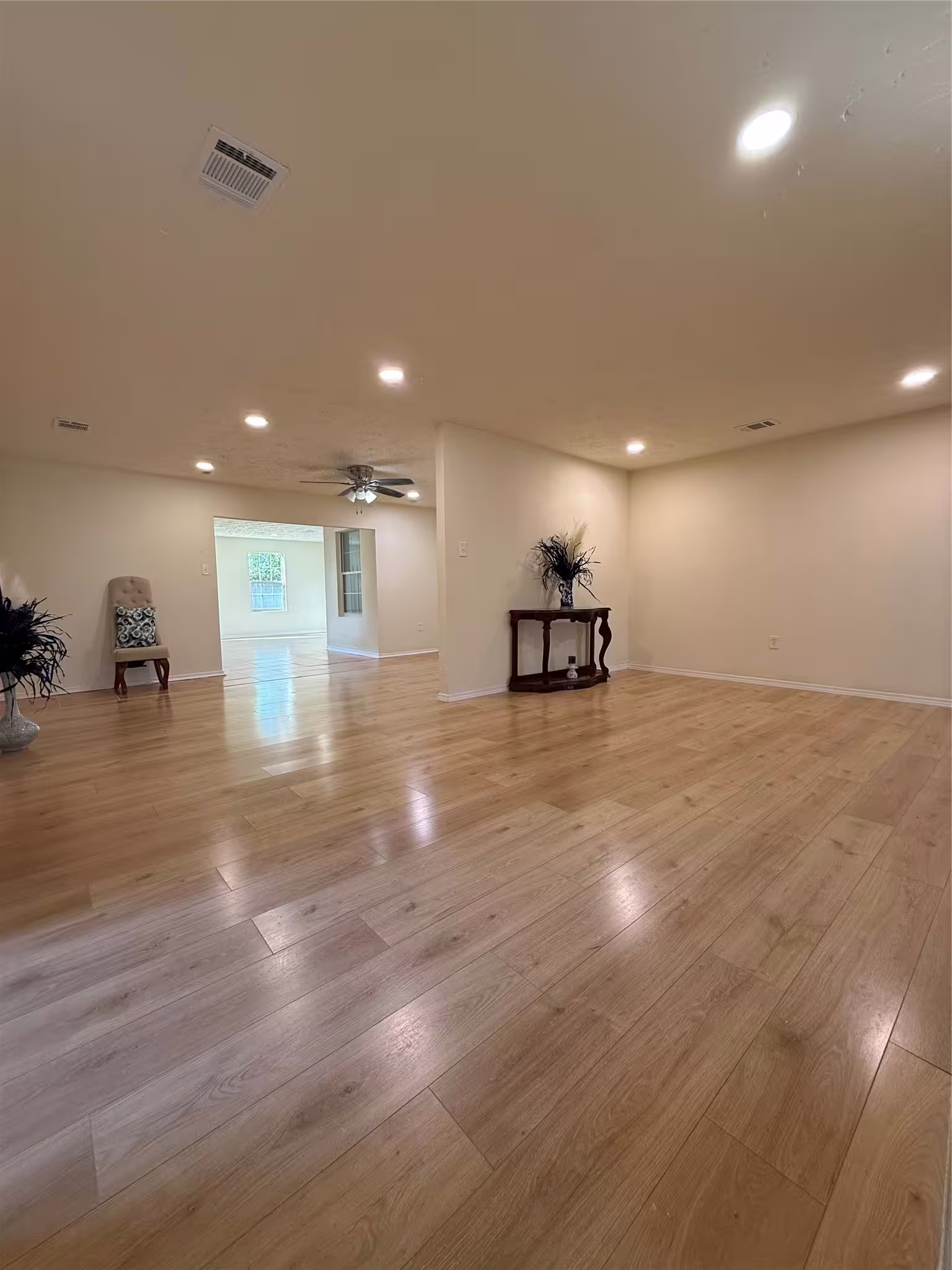 Photo 3 of 4546 Connorvale Road, Houston, TX