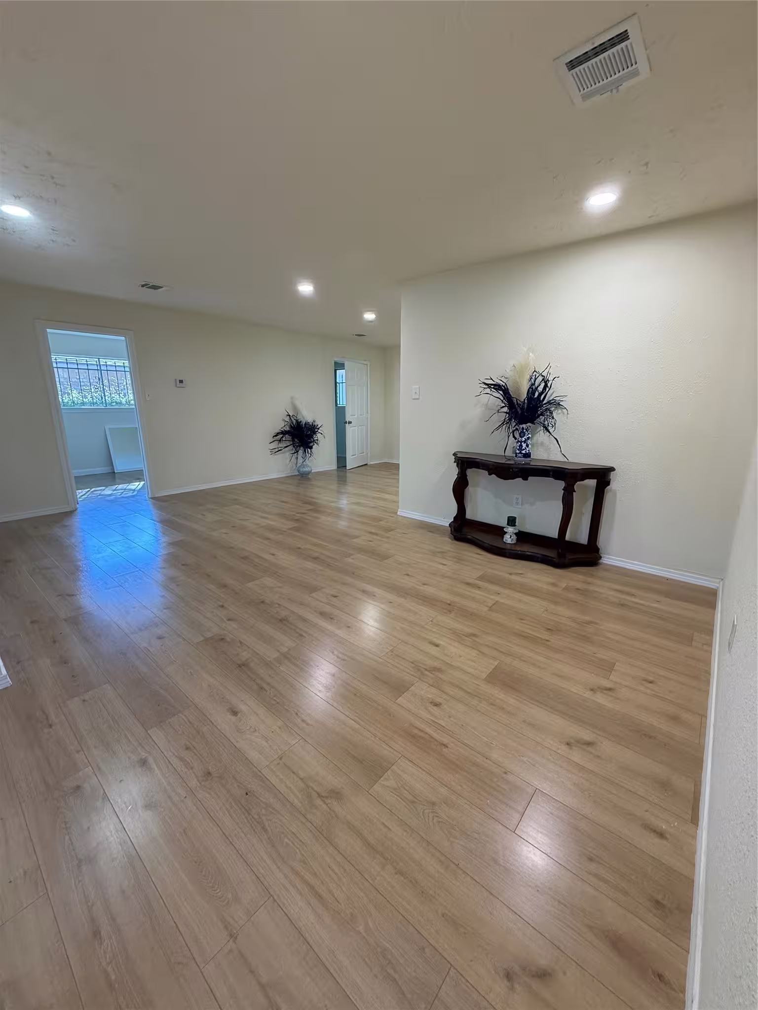 Photo 5 of 4546 Connorvale Road, Houston, TX