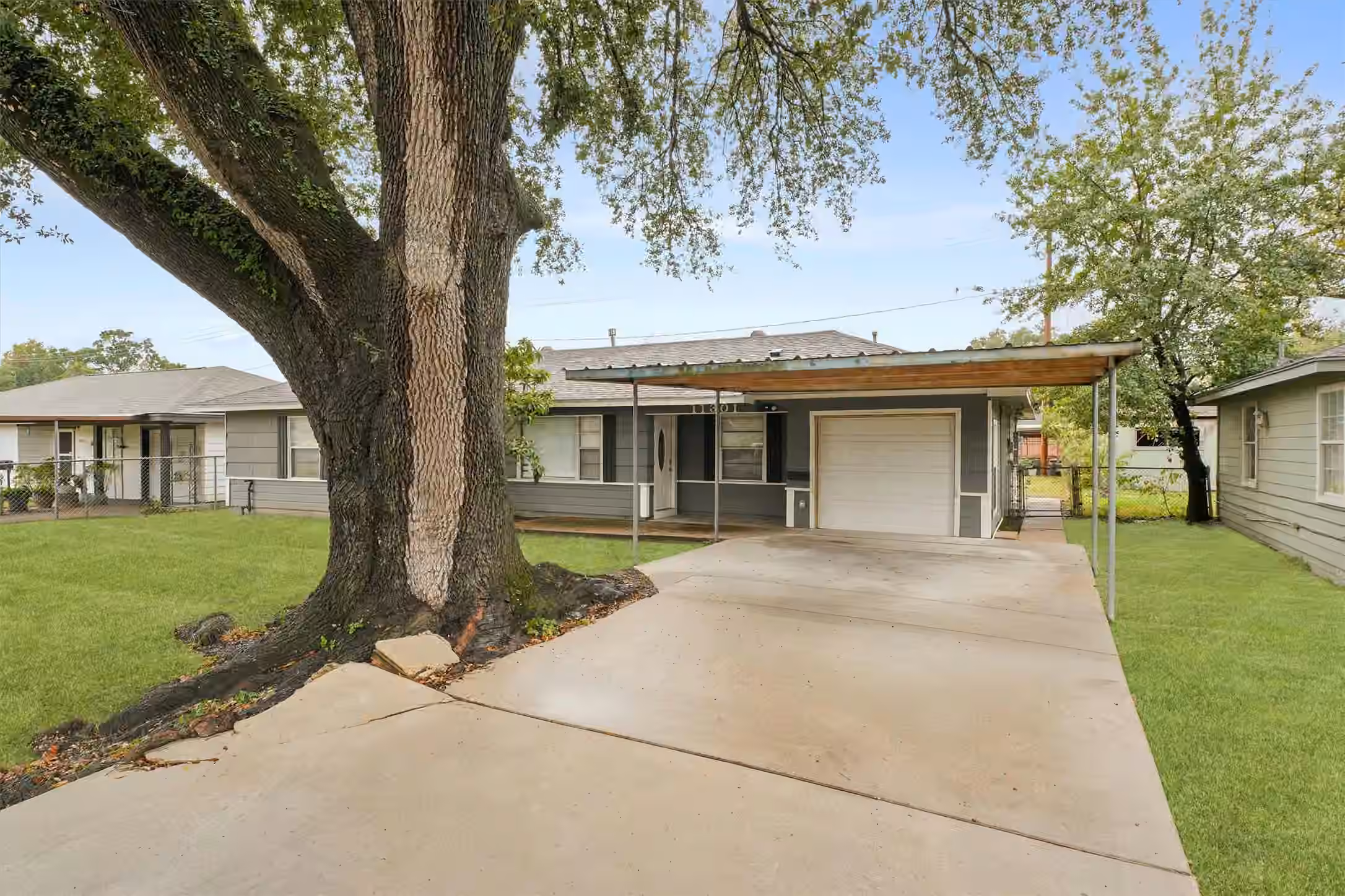 Photo 3 of 11301 O Donnell Drive, Houston, TX