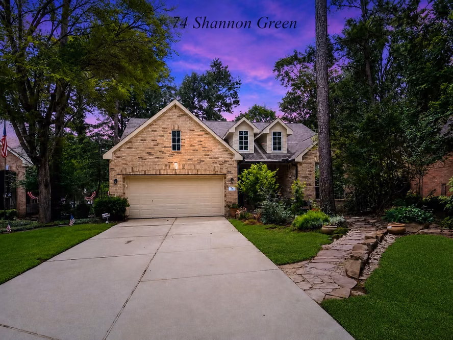 Photo of 74 Shannon Green Court, The Woodlands, TX 77384