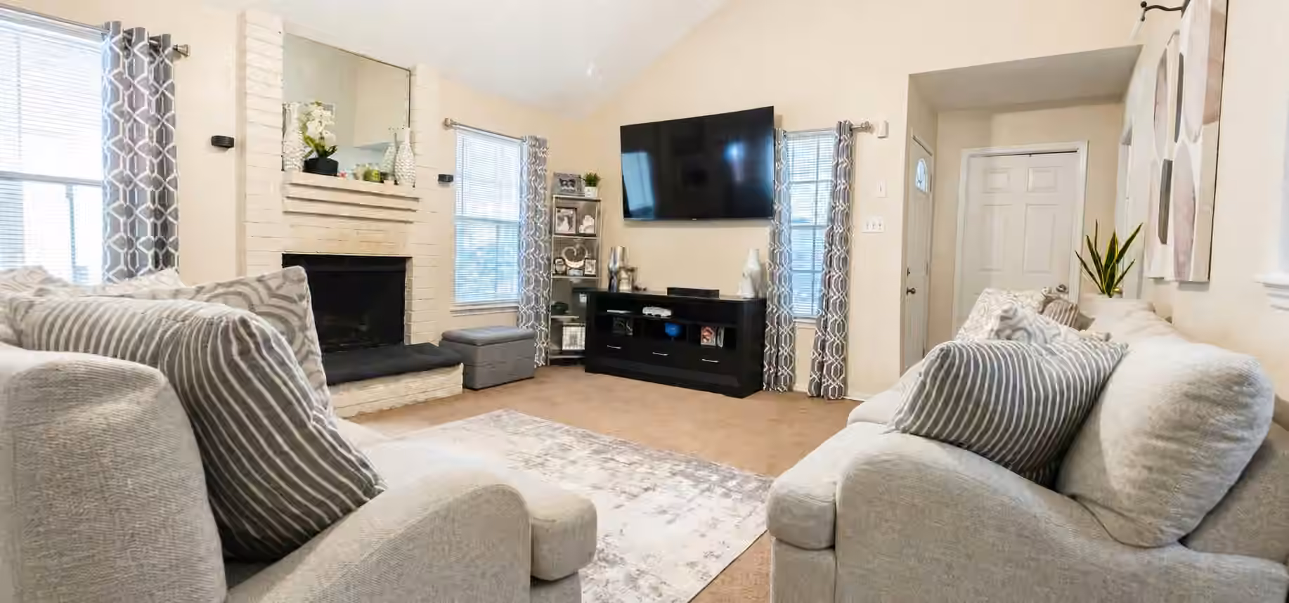 Photo 3 of 11655 Gullwood Drive, Houston, TX