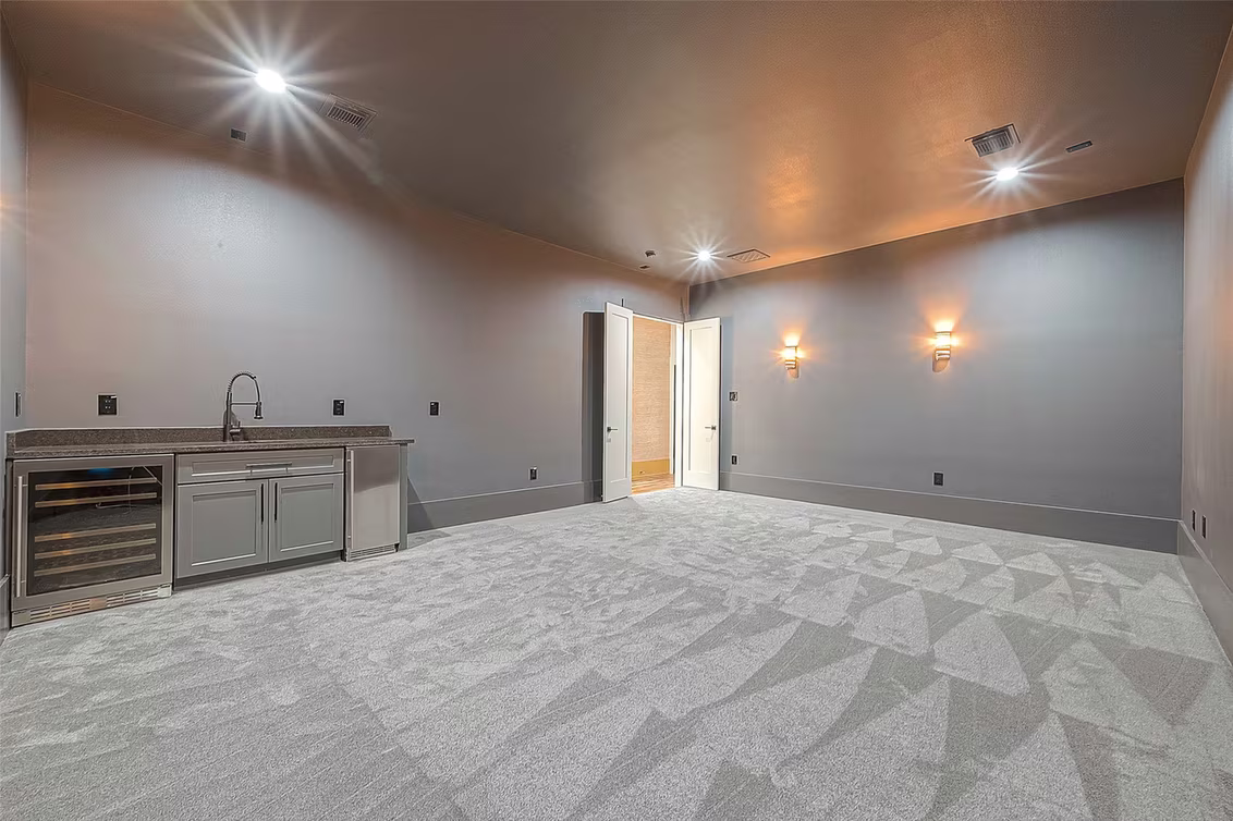 Photo 6 of 5510 Bosque Street, Houston, TX