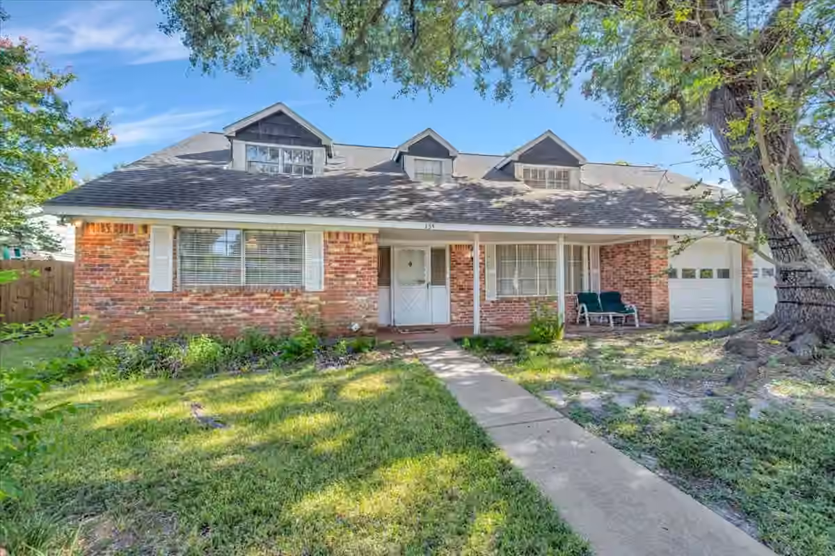 Photo 2 of 334 Biscayne Boulevard, El Lago, TX