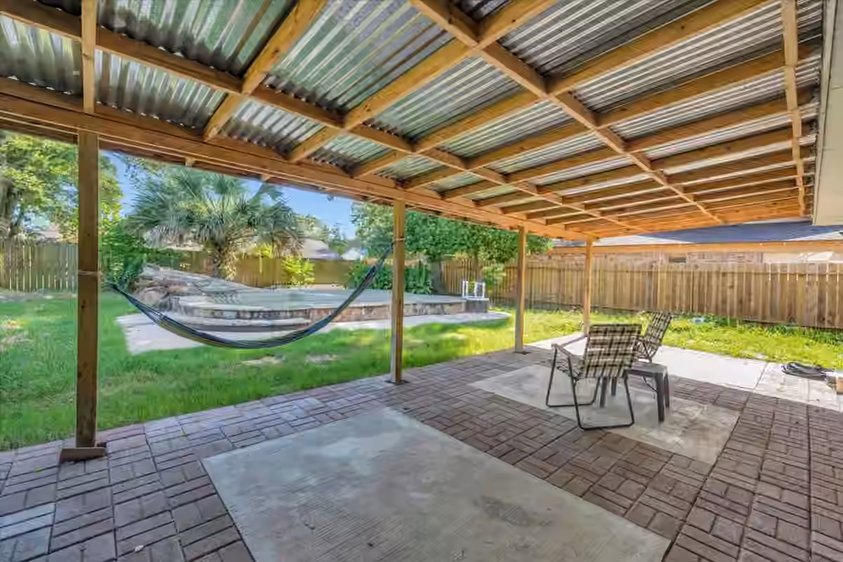 Photo 3 of 334 Biscayne Boulevard, El Lago, TX