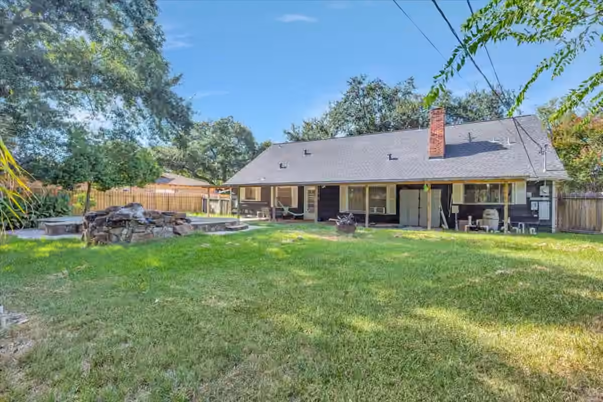 Photo 6 of 334 Biscayne Boulevard, El Lago, TX