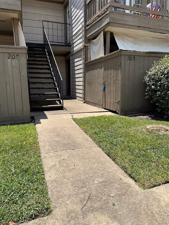 Photo 2 of 6001 Reims Road 205, Houston, TX