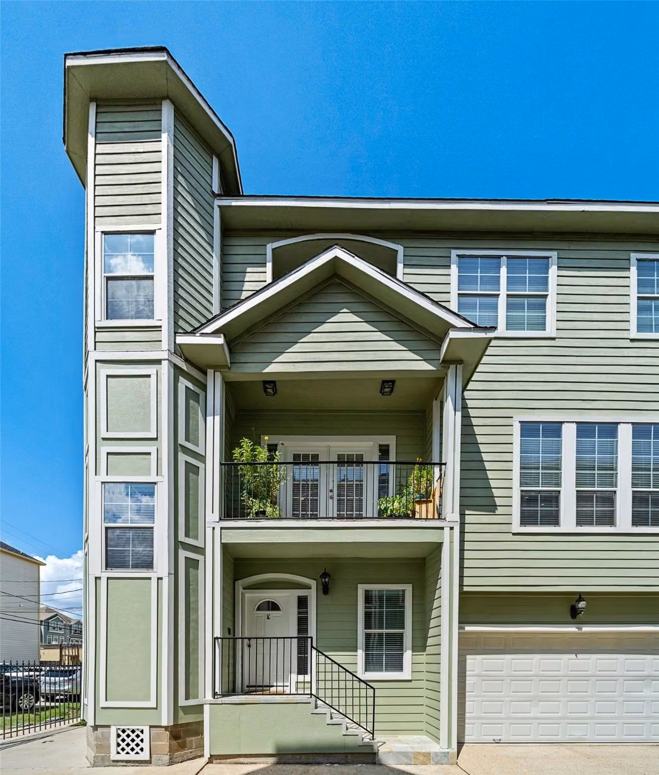 Photo 2 of 1109 W 15th 1/2 Street K, Houston, TX