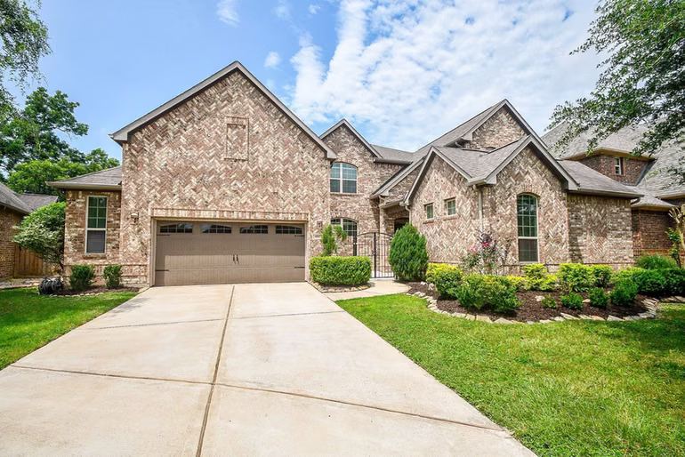Photo 3 of 4807 Legend Creek Drive, Fulshear, TX