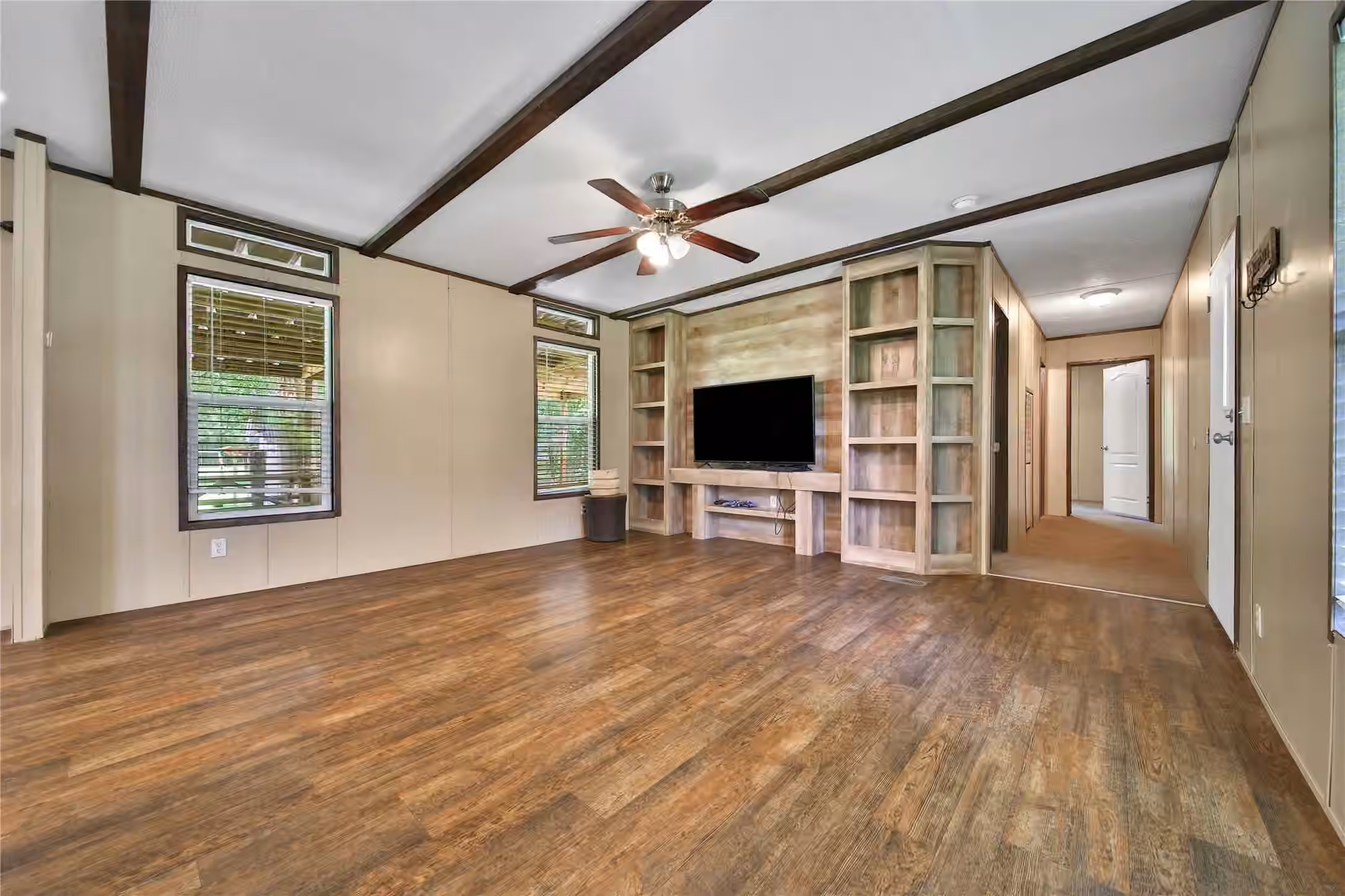 Photo 4 of 13763 Morgan Drive, Splendora, TX