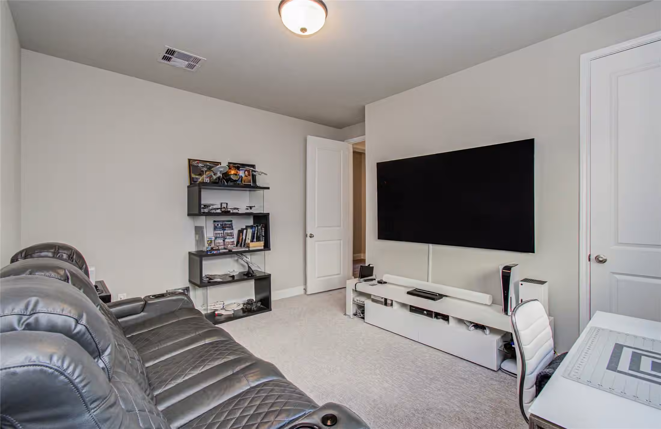 Photo 7 of 17344 Grand Canyon Road, Conroe, TX