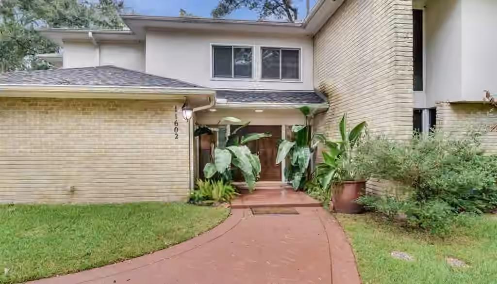 Photo 2 of 11602 Applewood Street, Houston, TX