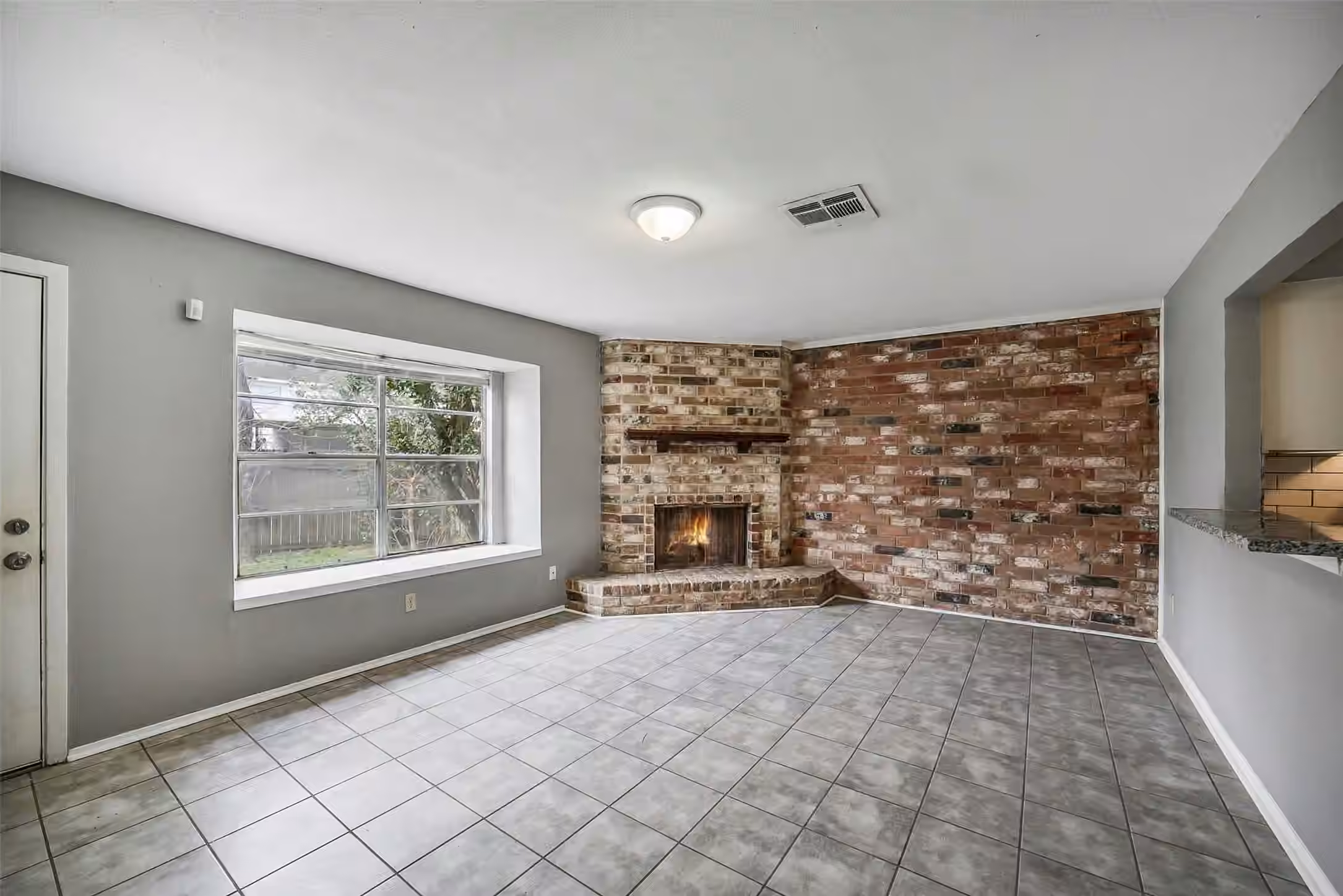 Photo 4 of 7265 Chasewood Drive, Houston, TX