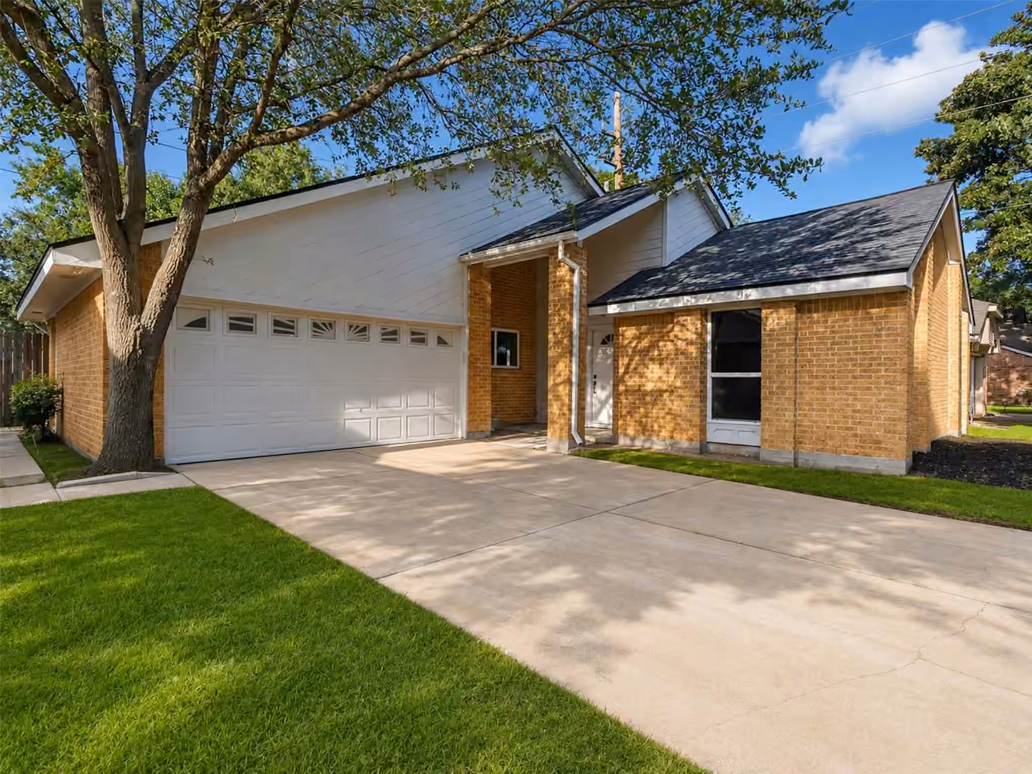 Photo 4 of 3035 PECAN POINT DR, Sugar Land, TX