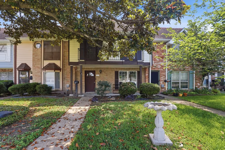 Photo 4 of 1711 Alabama Street 1, Pasadena, TX