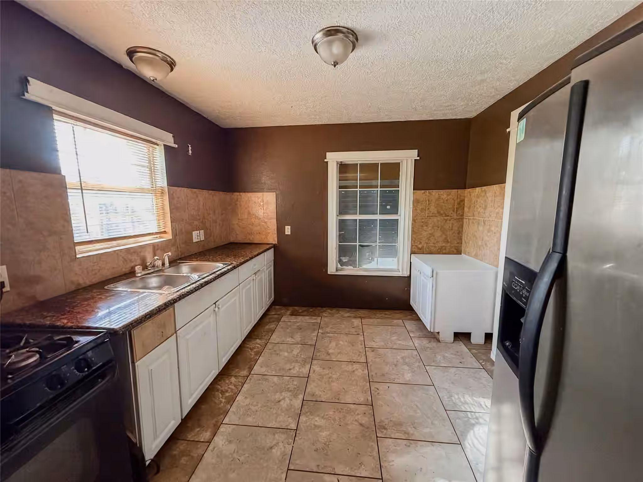 Photo 7 of 14312 Hillsboro Street, Houston, TX