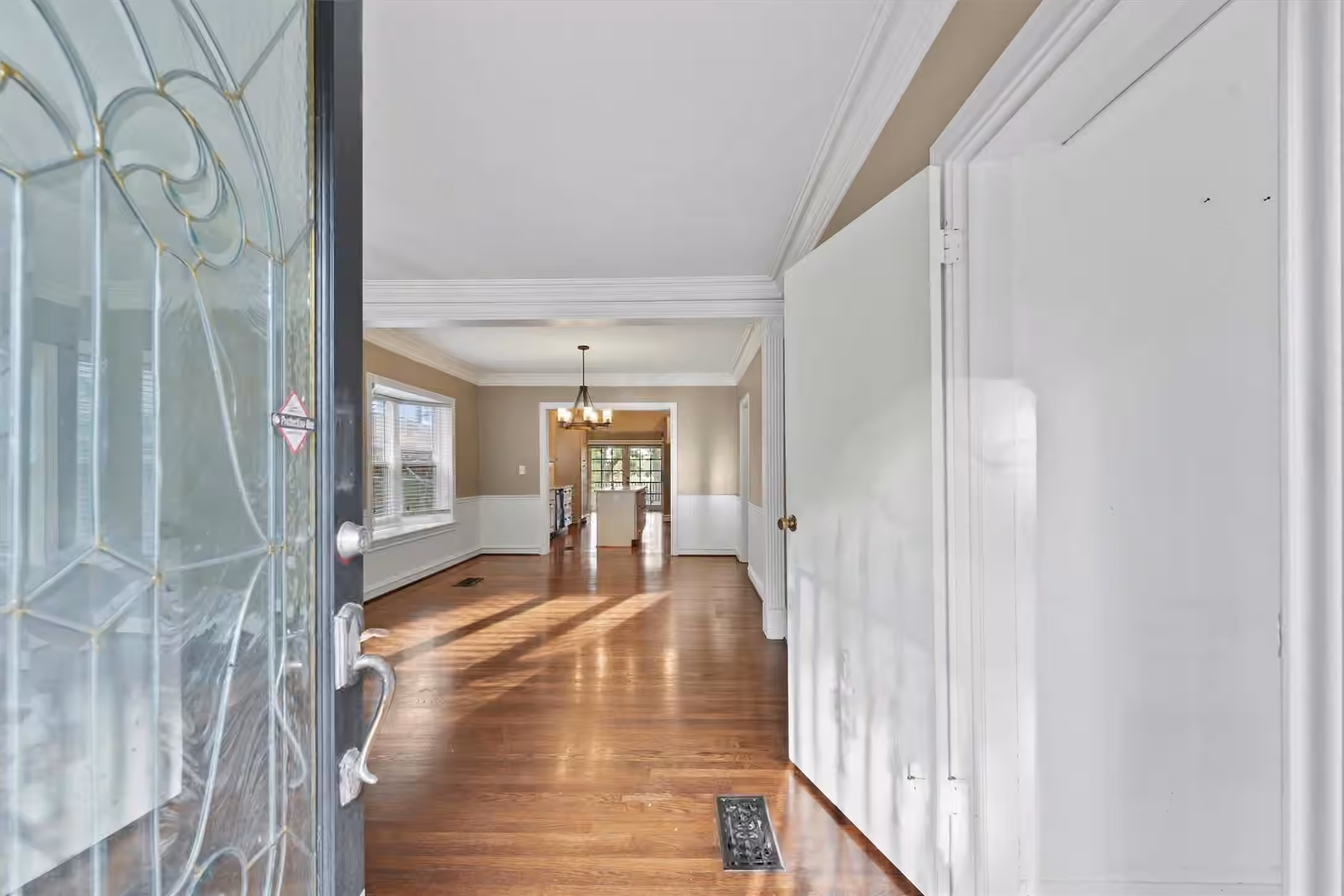 Photo 4 of 6733 Sylvan Road, Houston, TX
