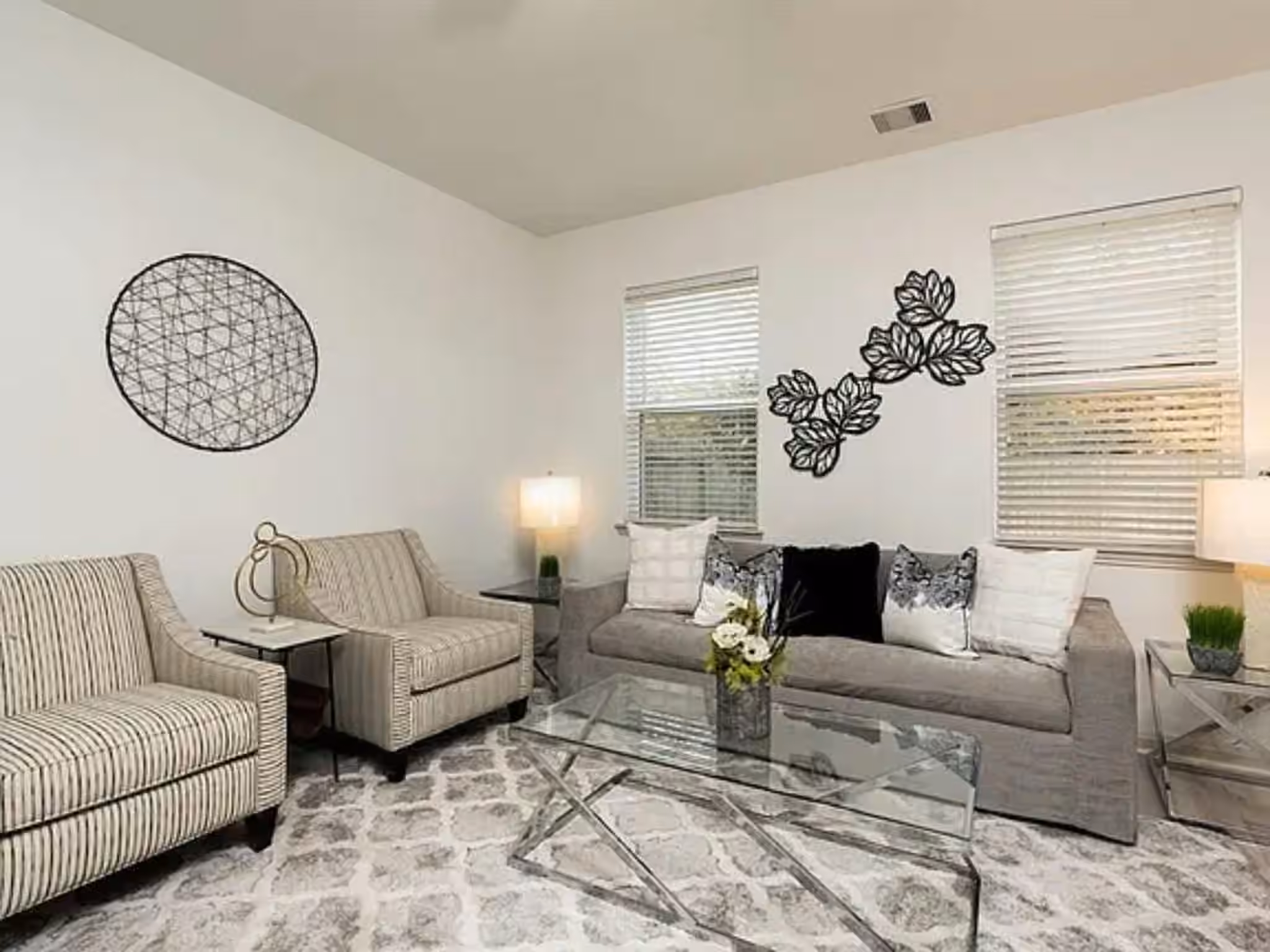 Photo 4 of 11108 Panther Court, Houston, TX